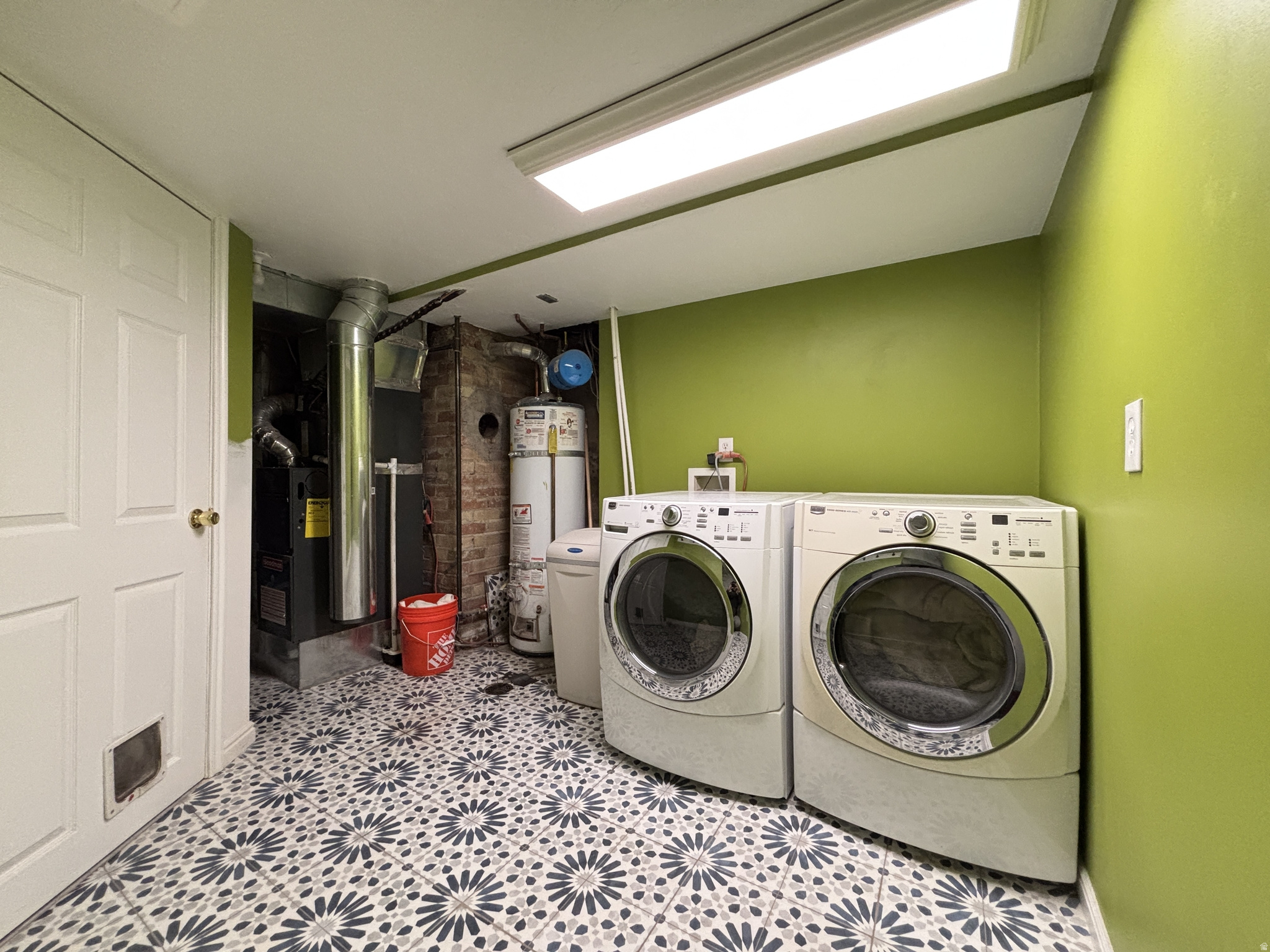 main property photo 29