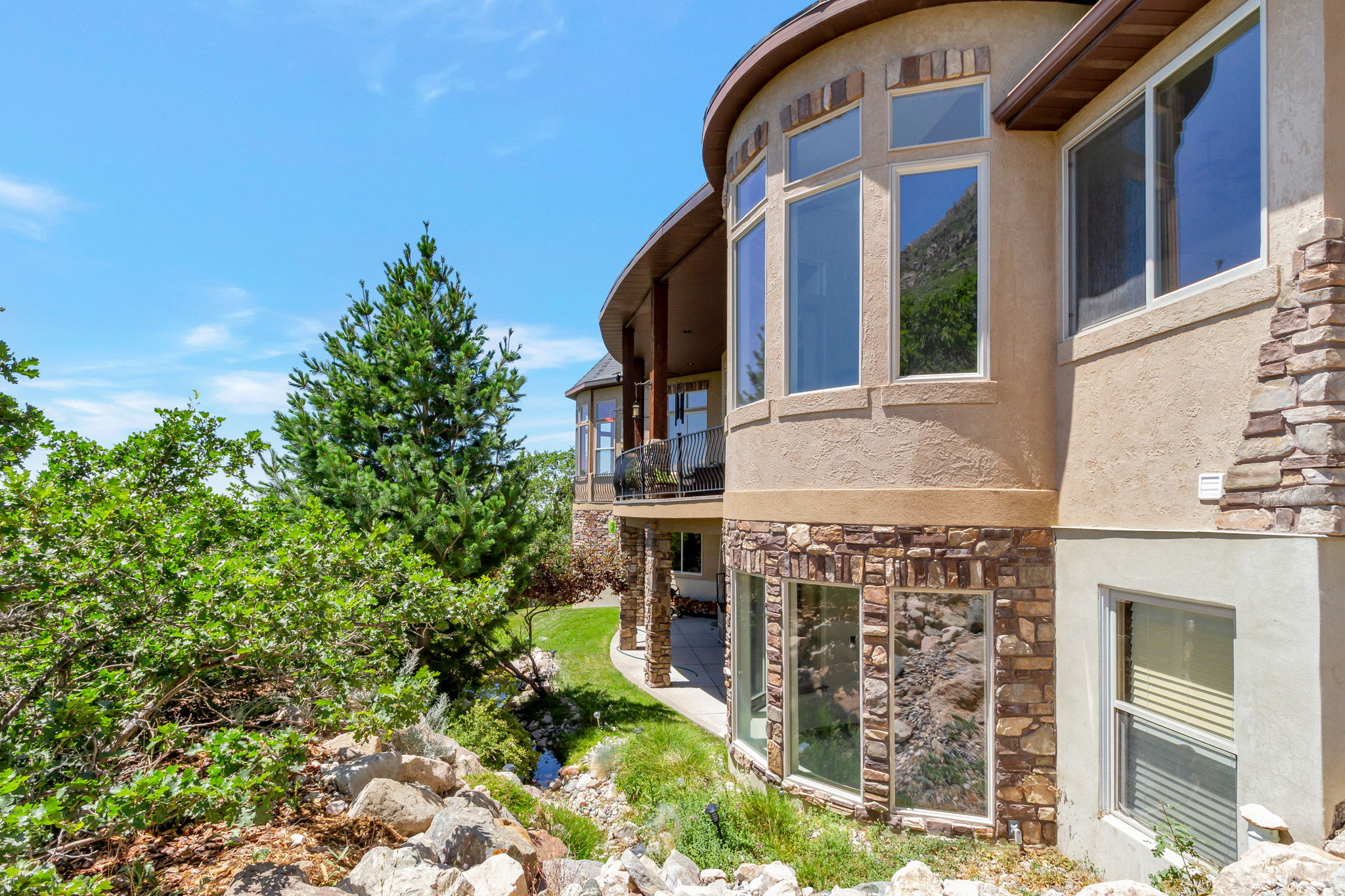 main property photo 83