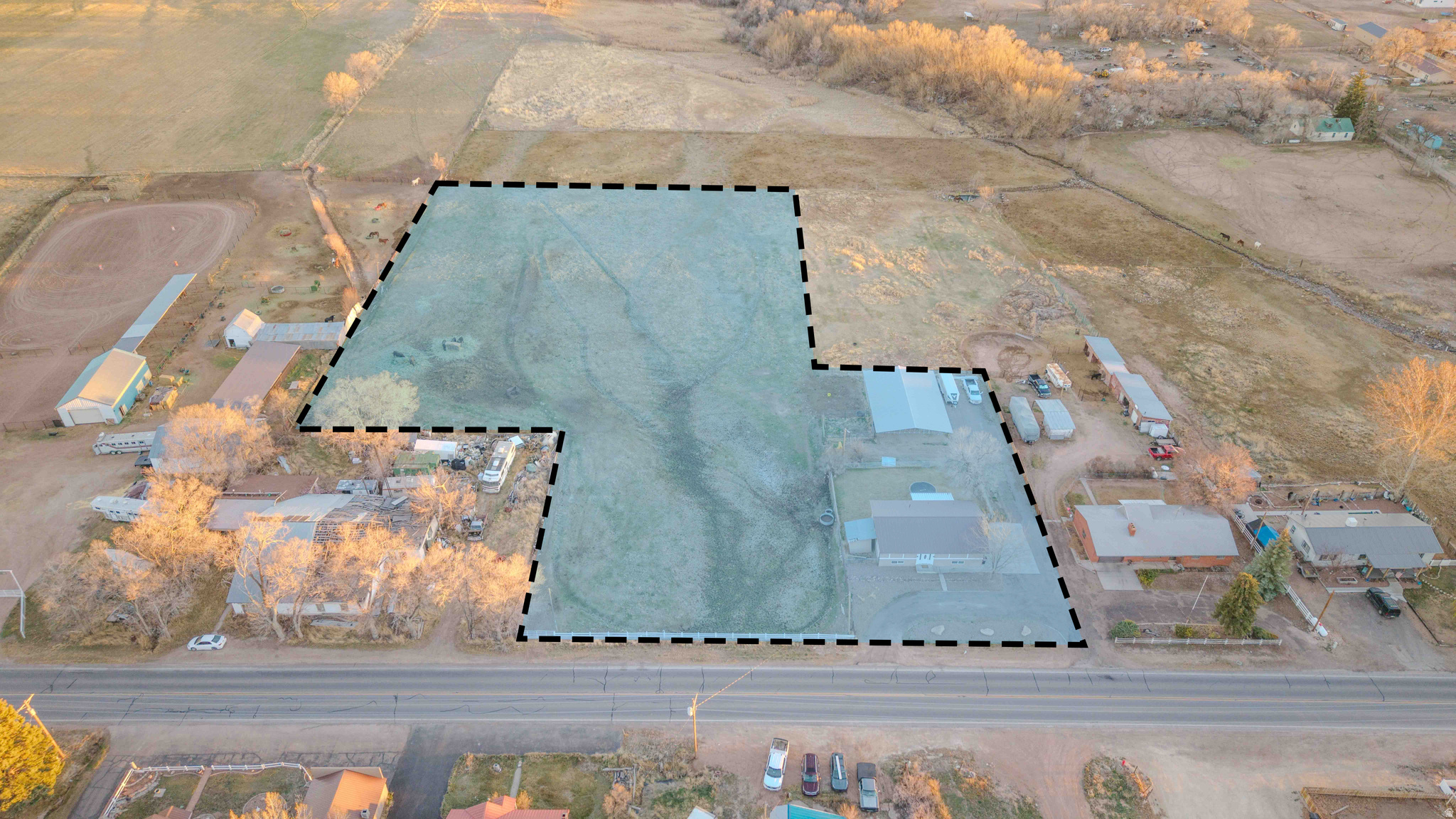main property photo 33