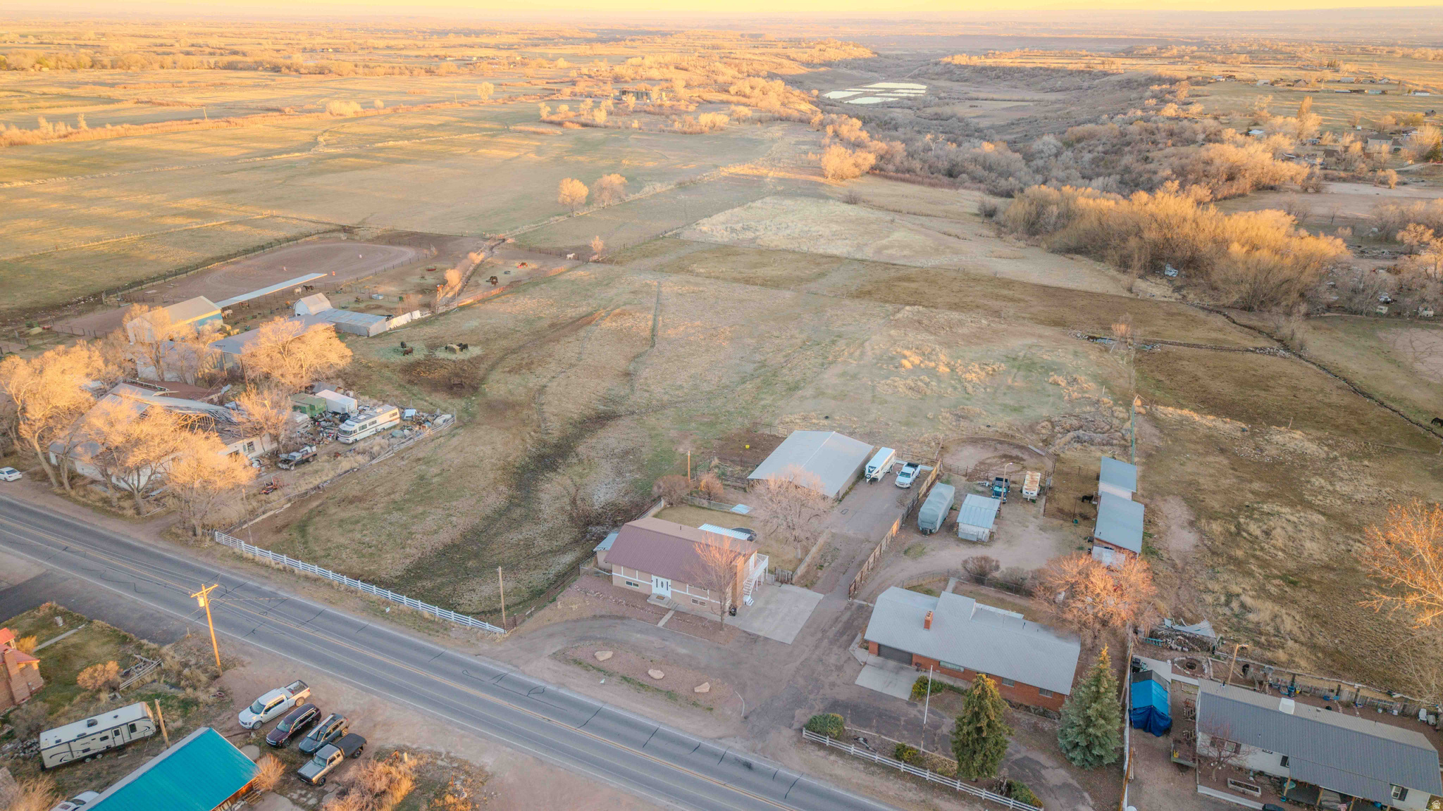 main property photo 34