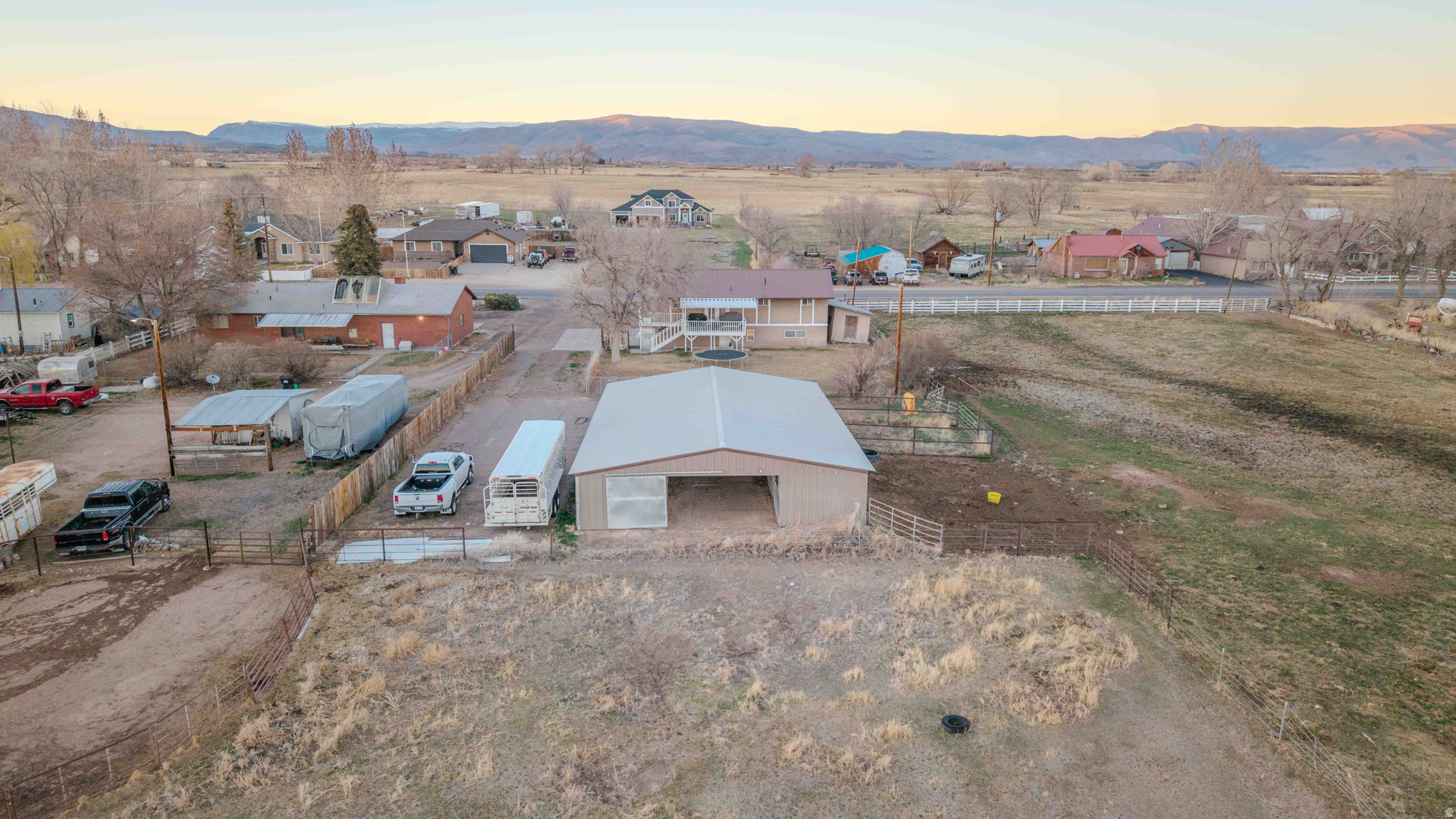 main property photo 39