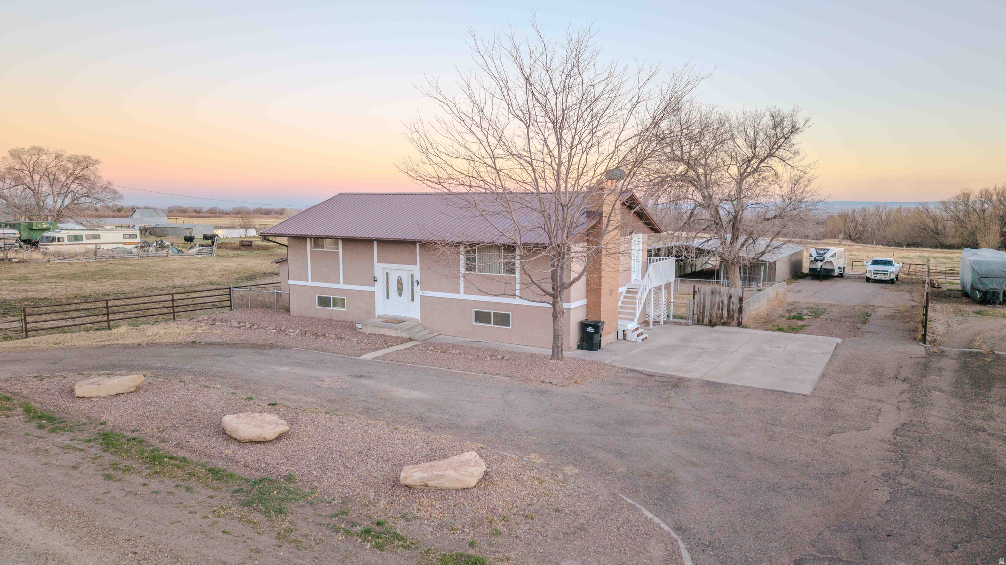 main property photo 45