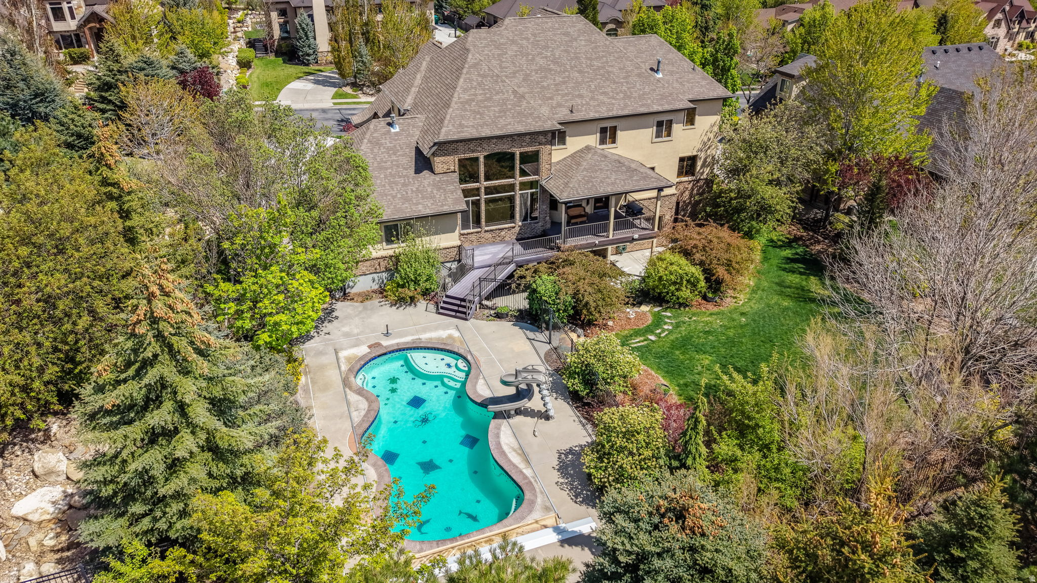 main property photo 74