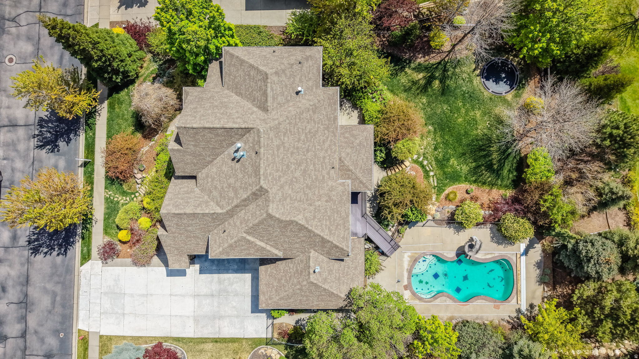 main property photo 83