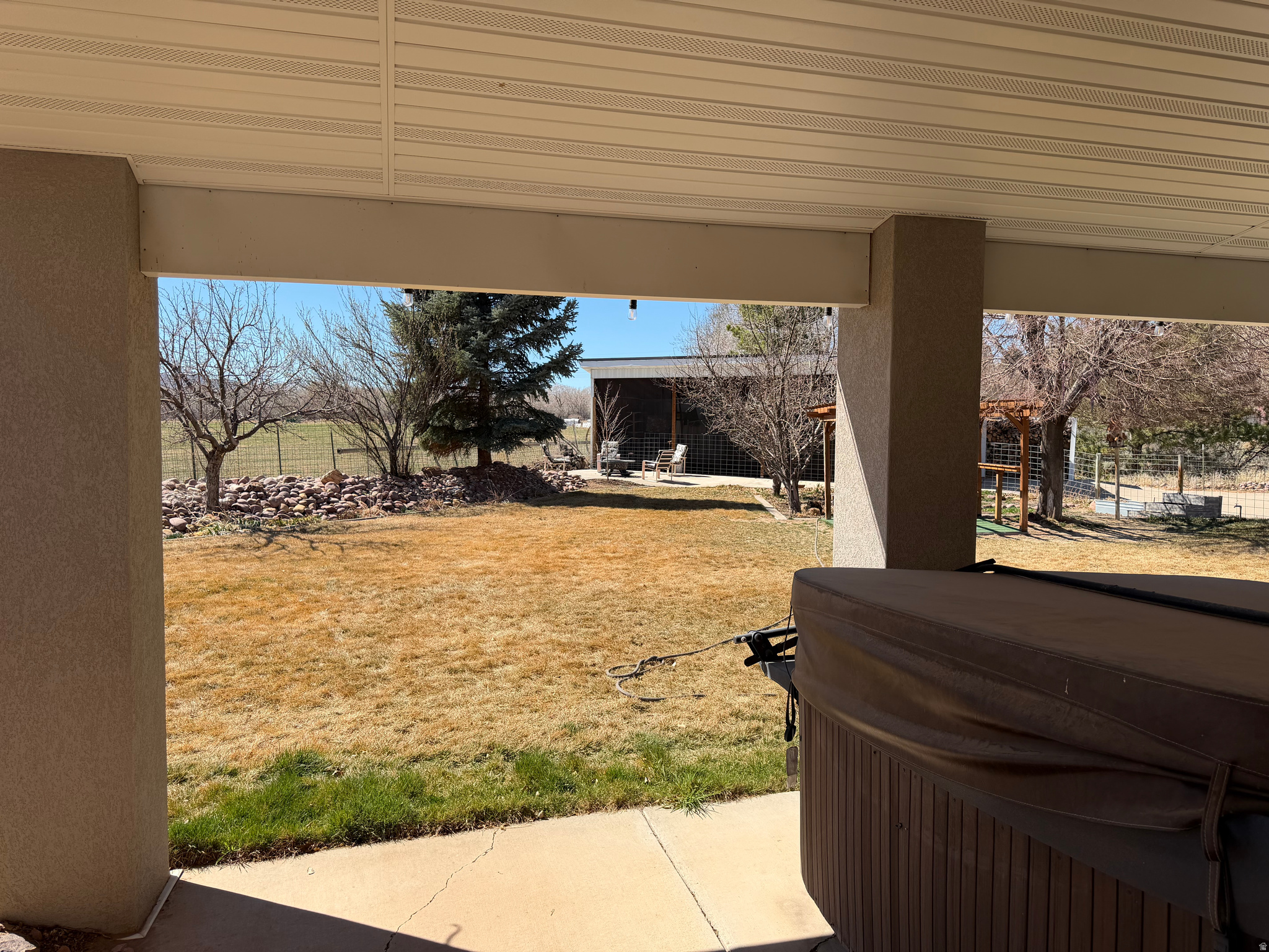 main property photo 39