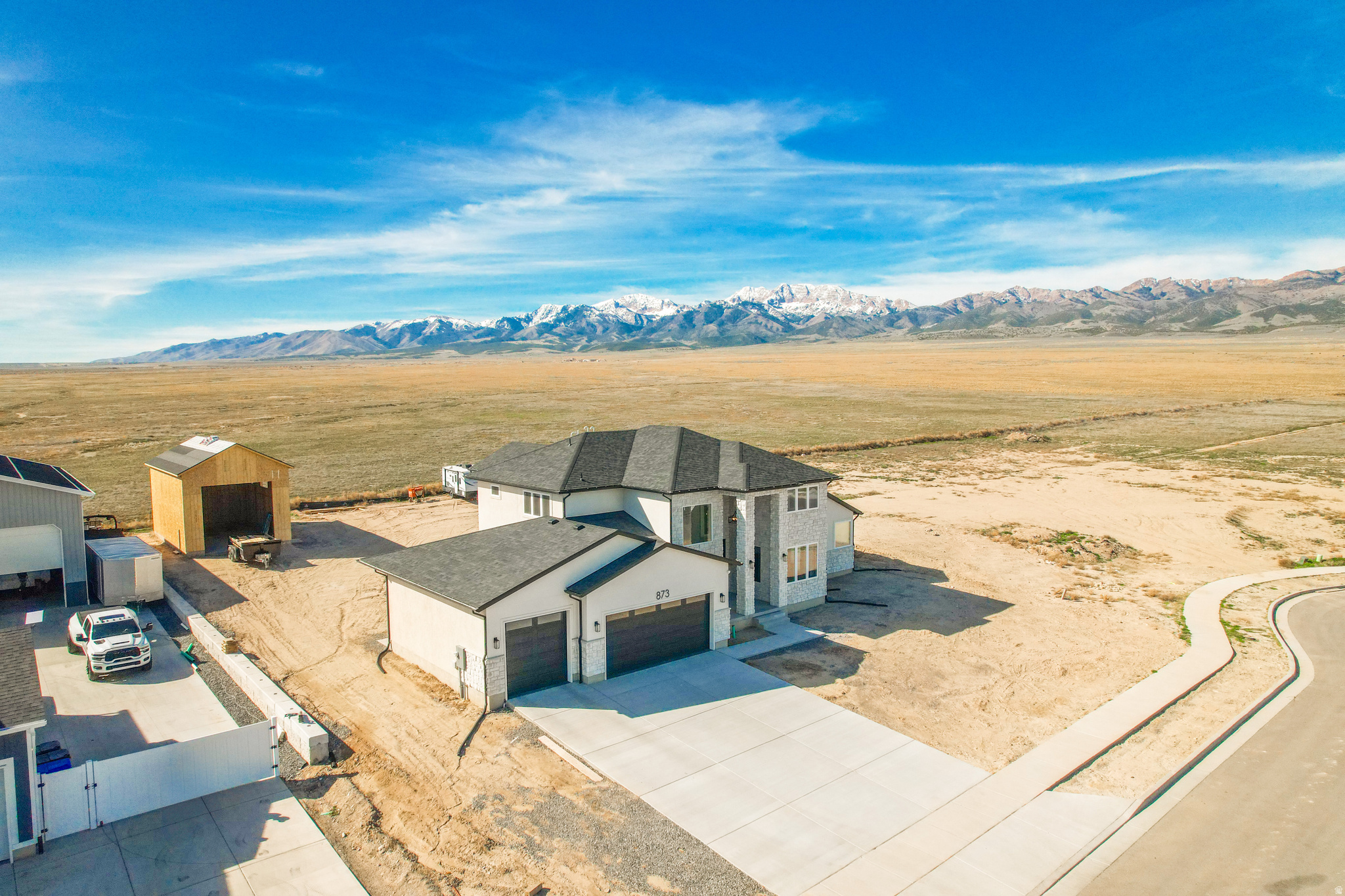 main property photo 54