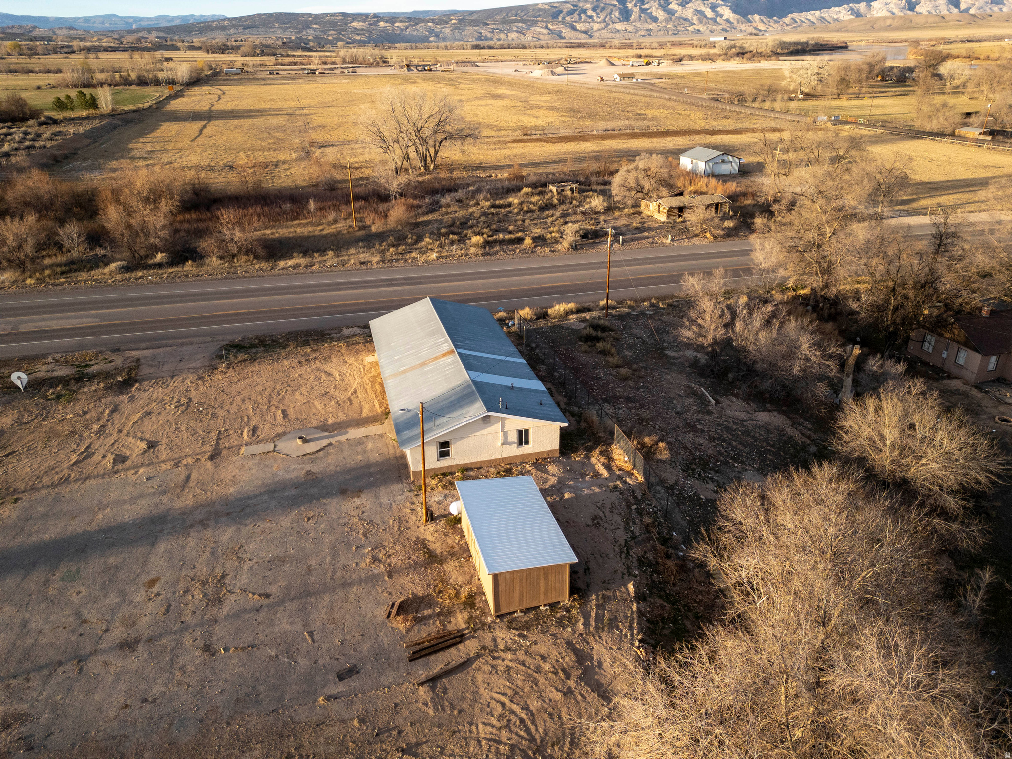 main property photo 47