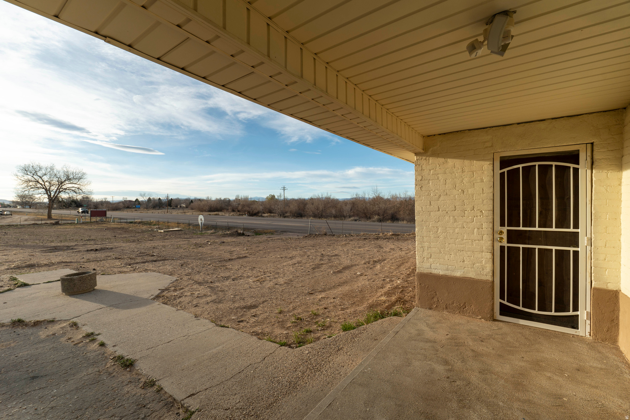main property photo 8