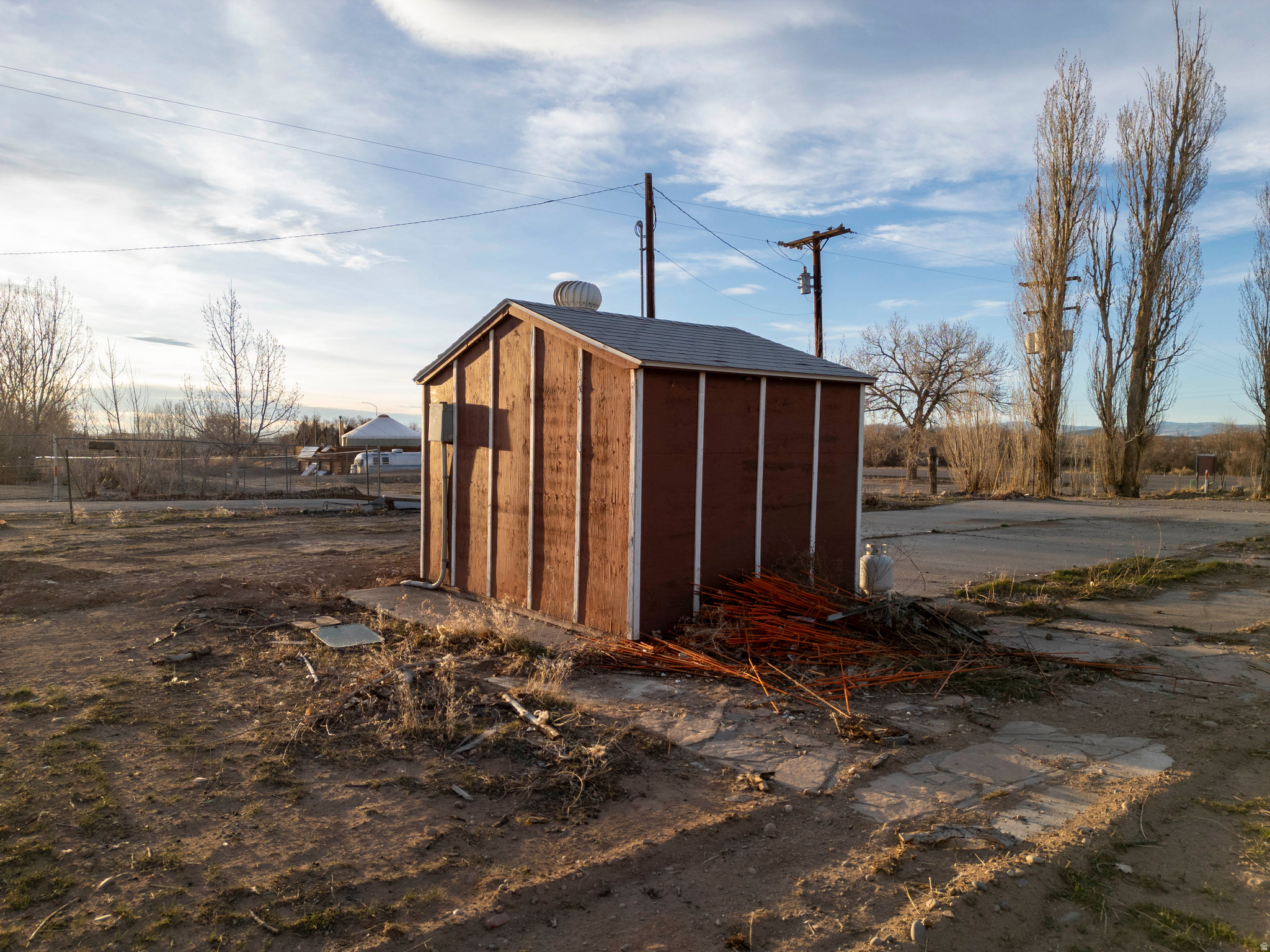 main property photo 98