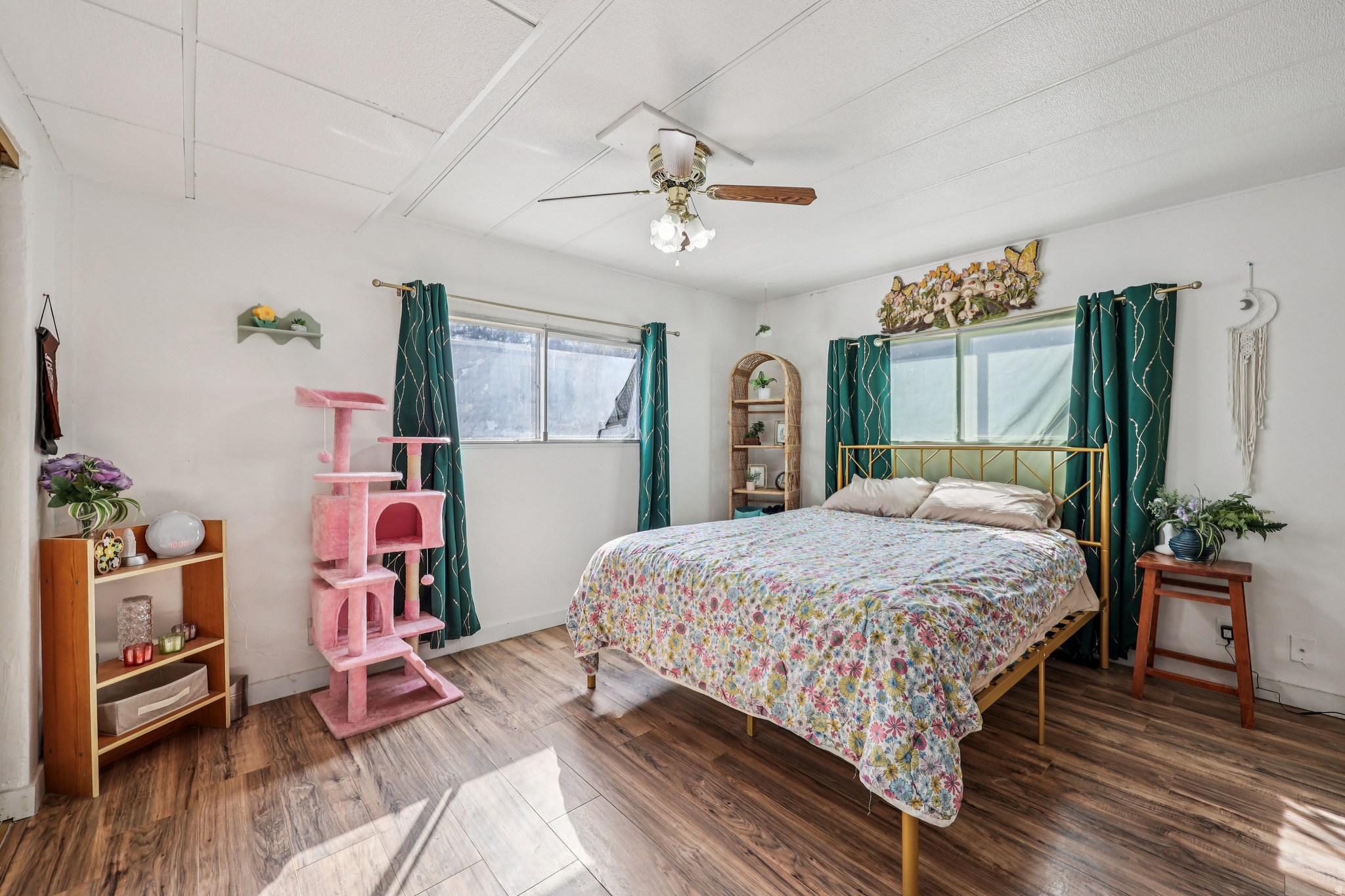 main property photo 16