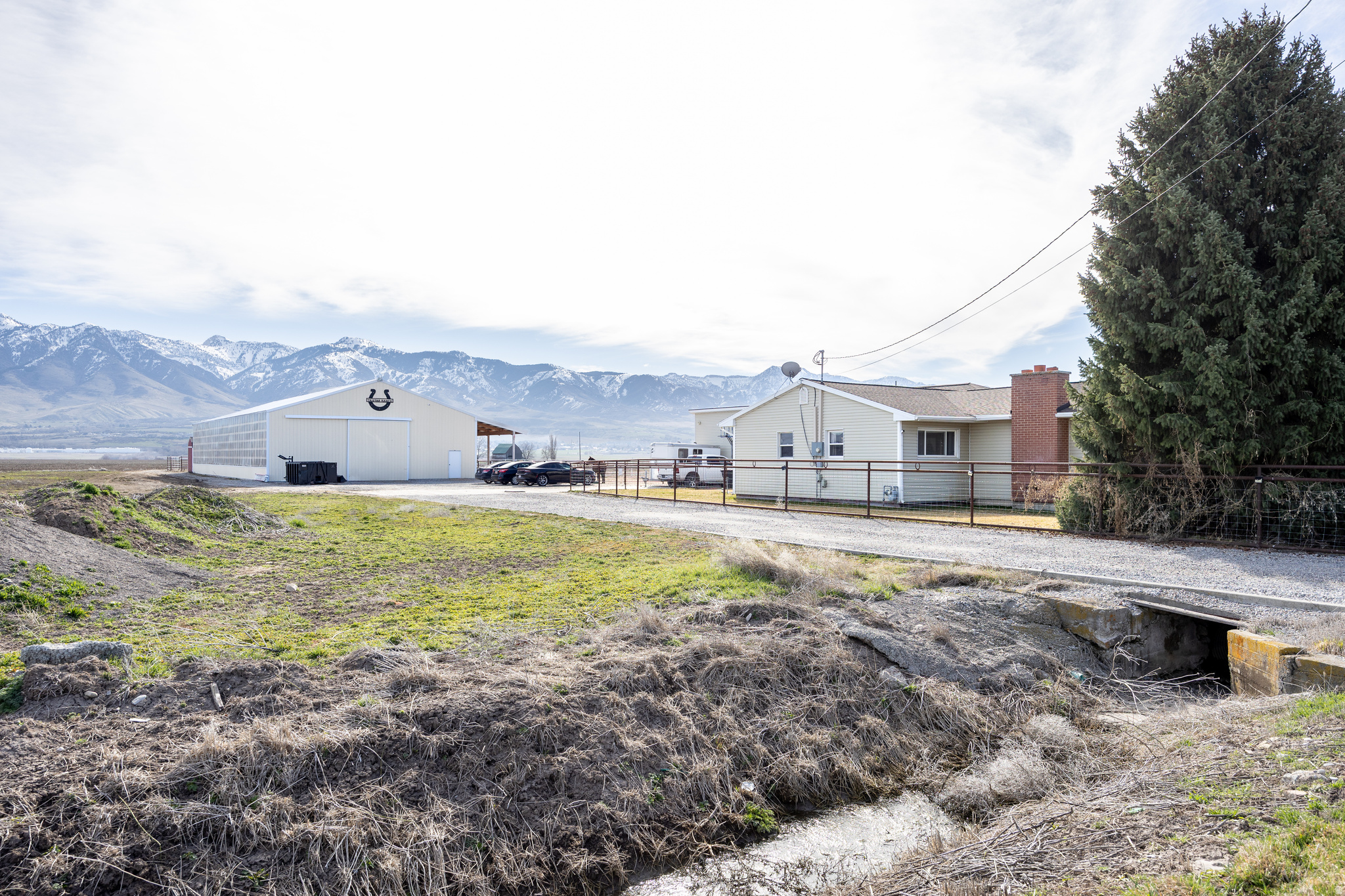 main property photo 15