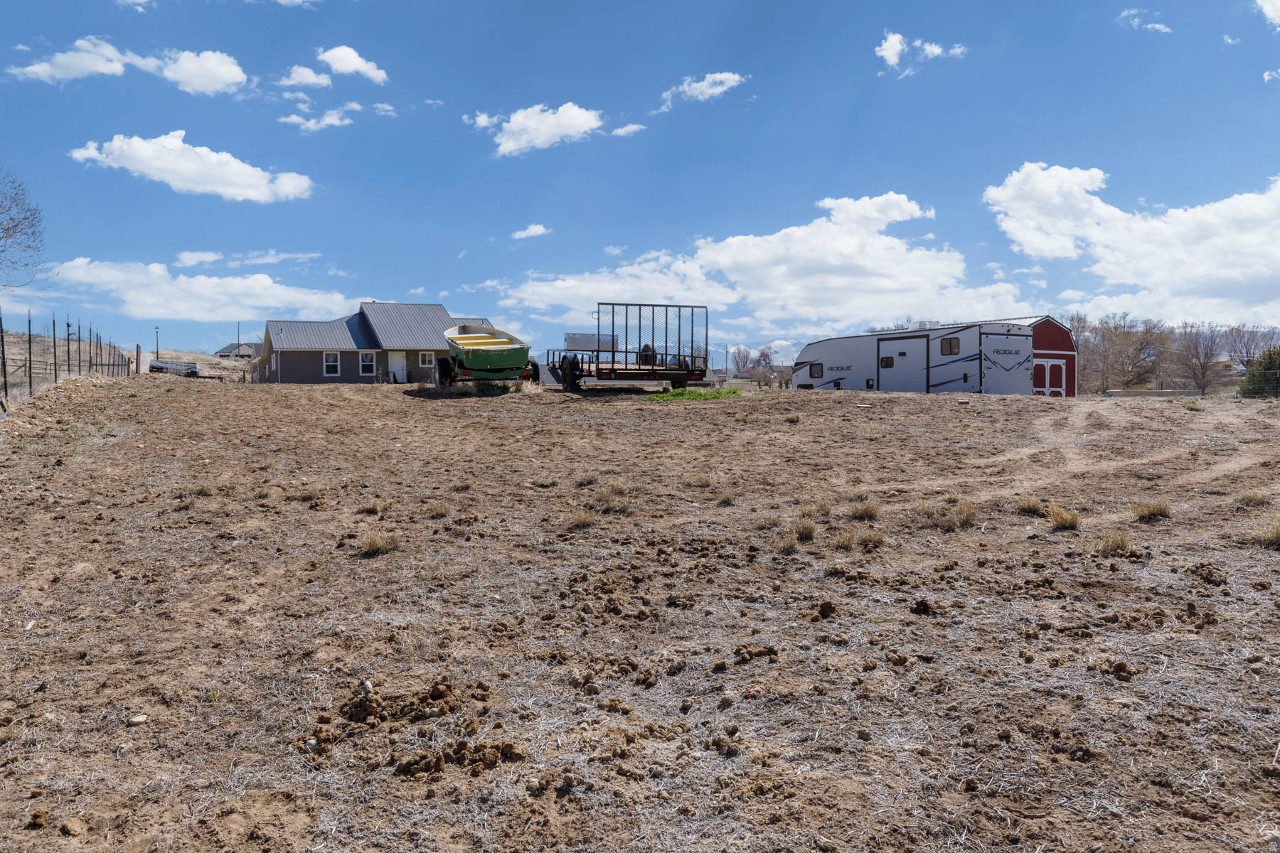 main property photo 40