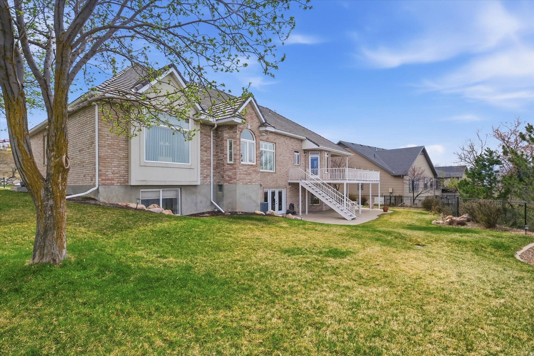 main property photo 67