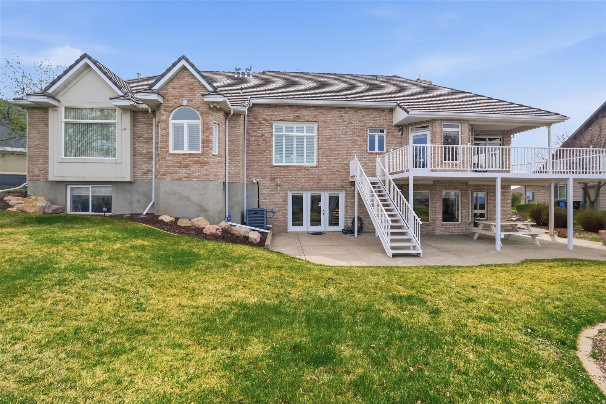 main property photo 68
