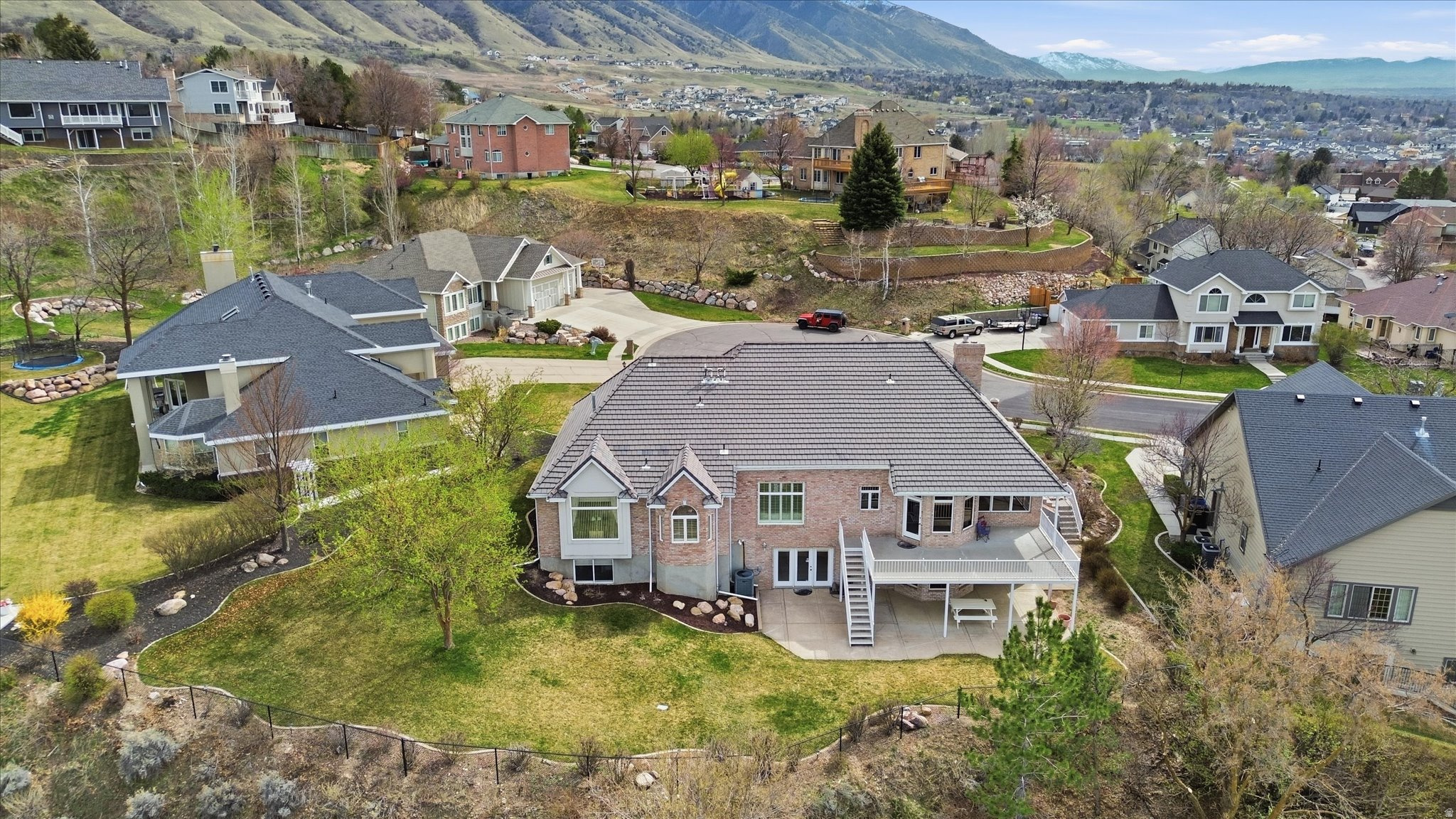 main property photo 75