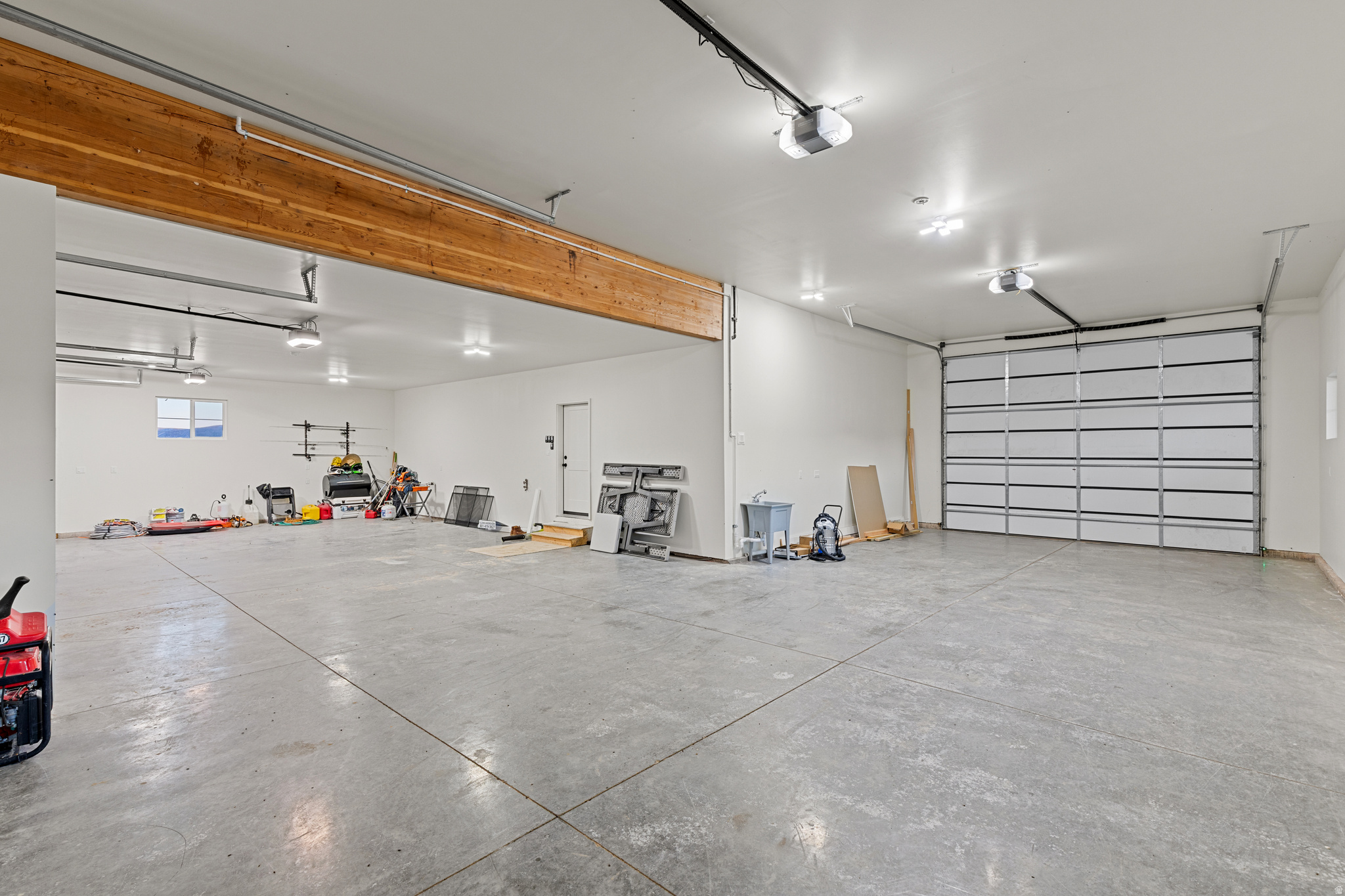 main property photo 59