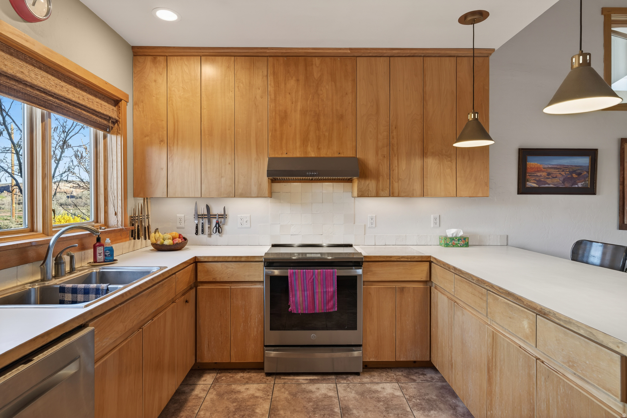 main property photo 59
