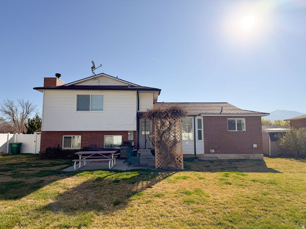 main property photo 12