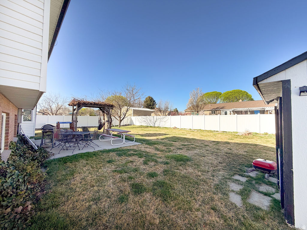 main property photo 5