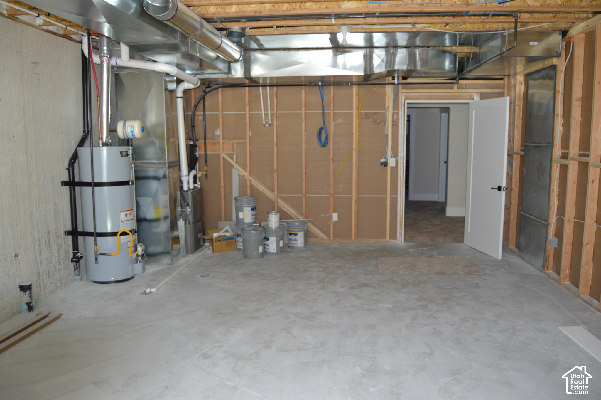 main property photo 49
