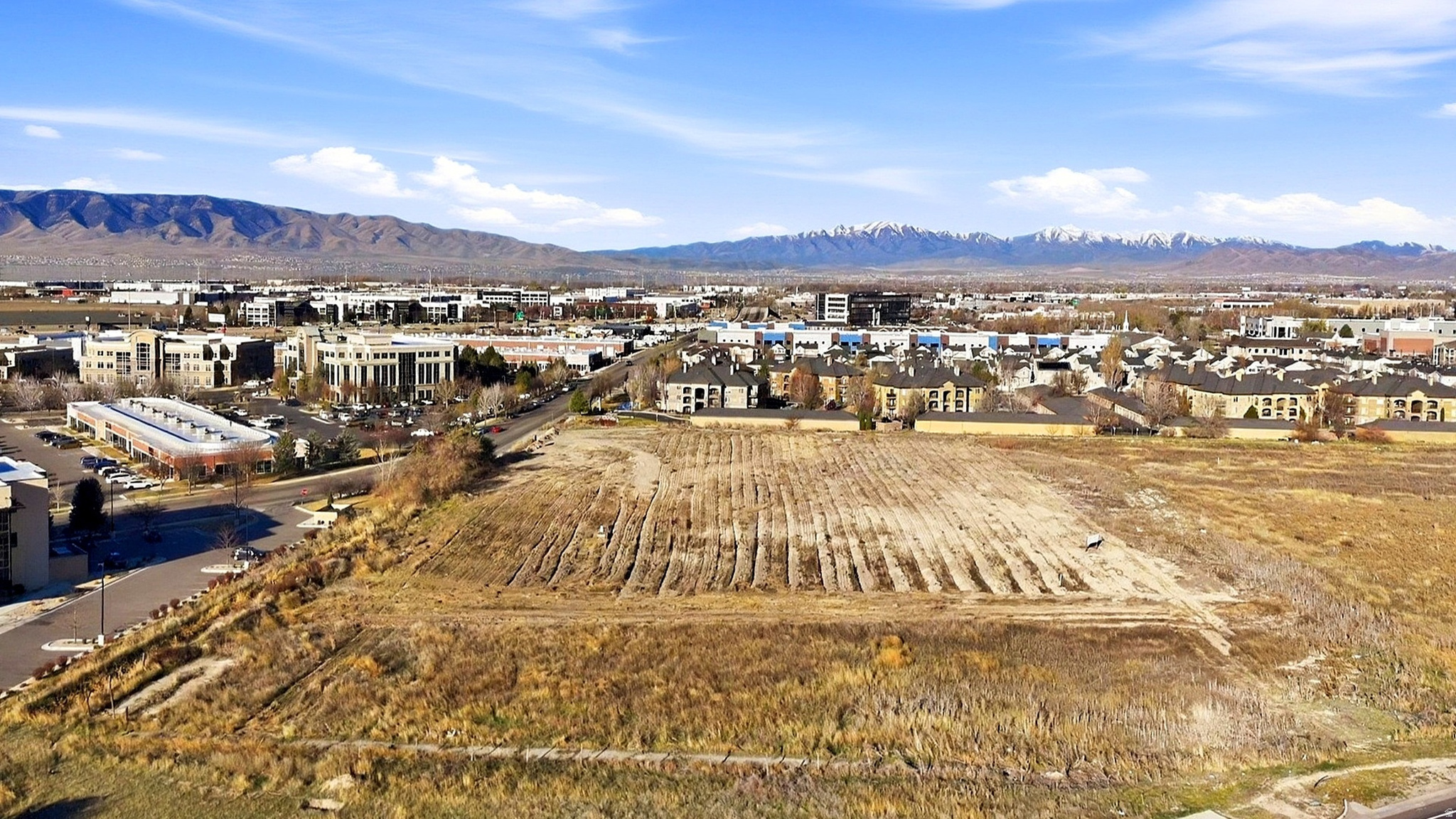 main property photo 13