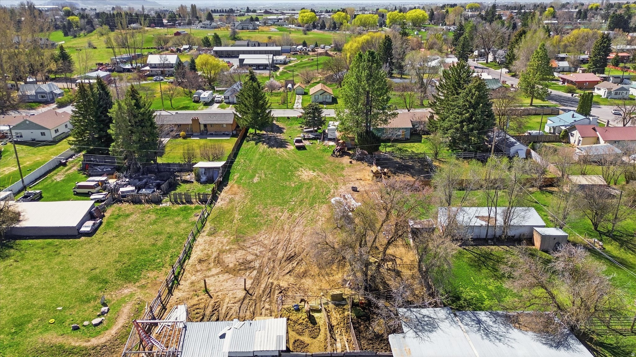 main property photo 64