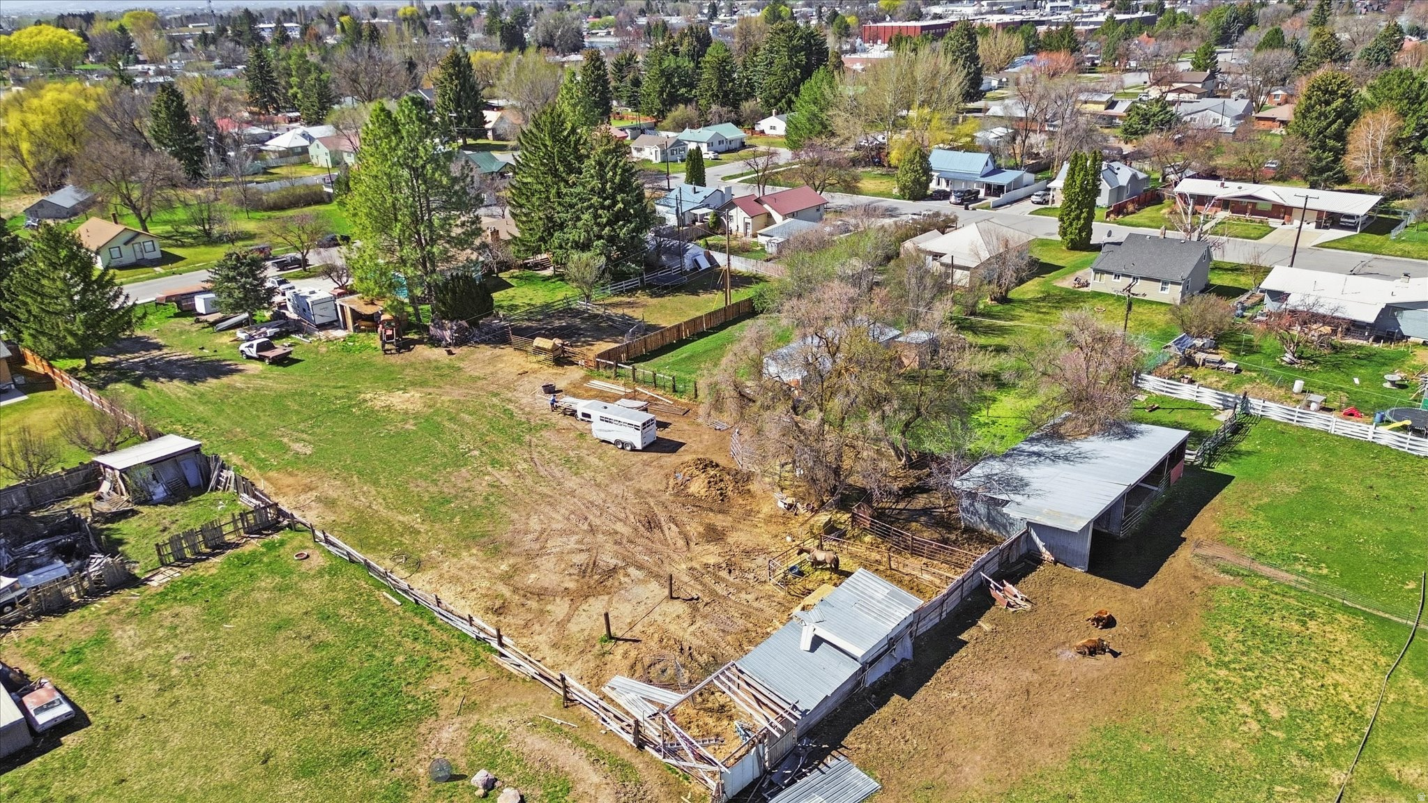 main property photo 65