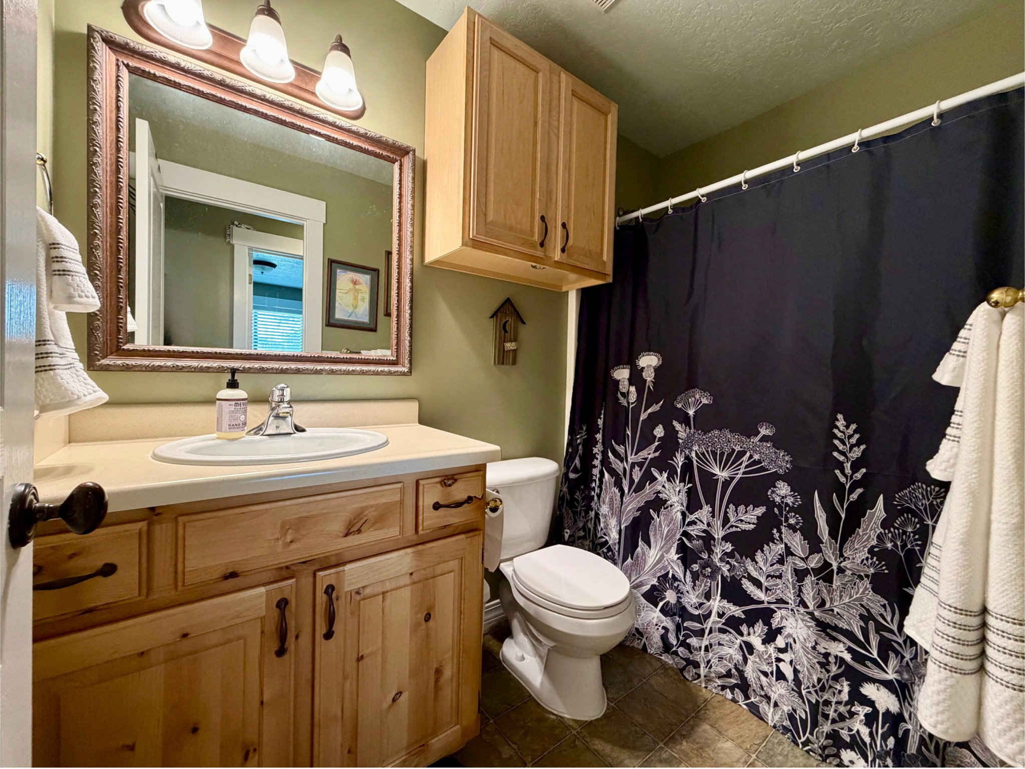 main property photo 18