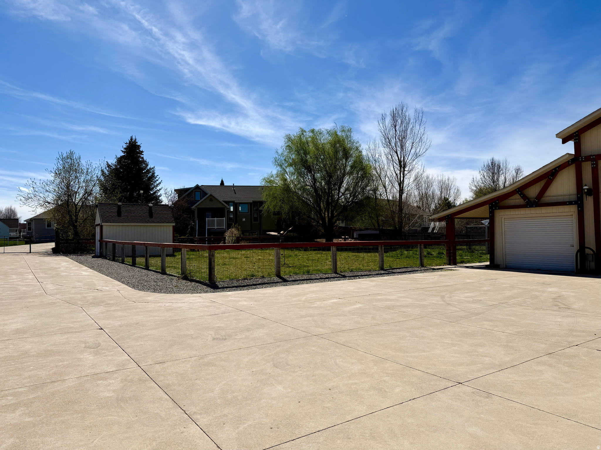 main property photo 36