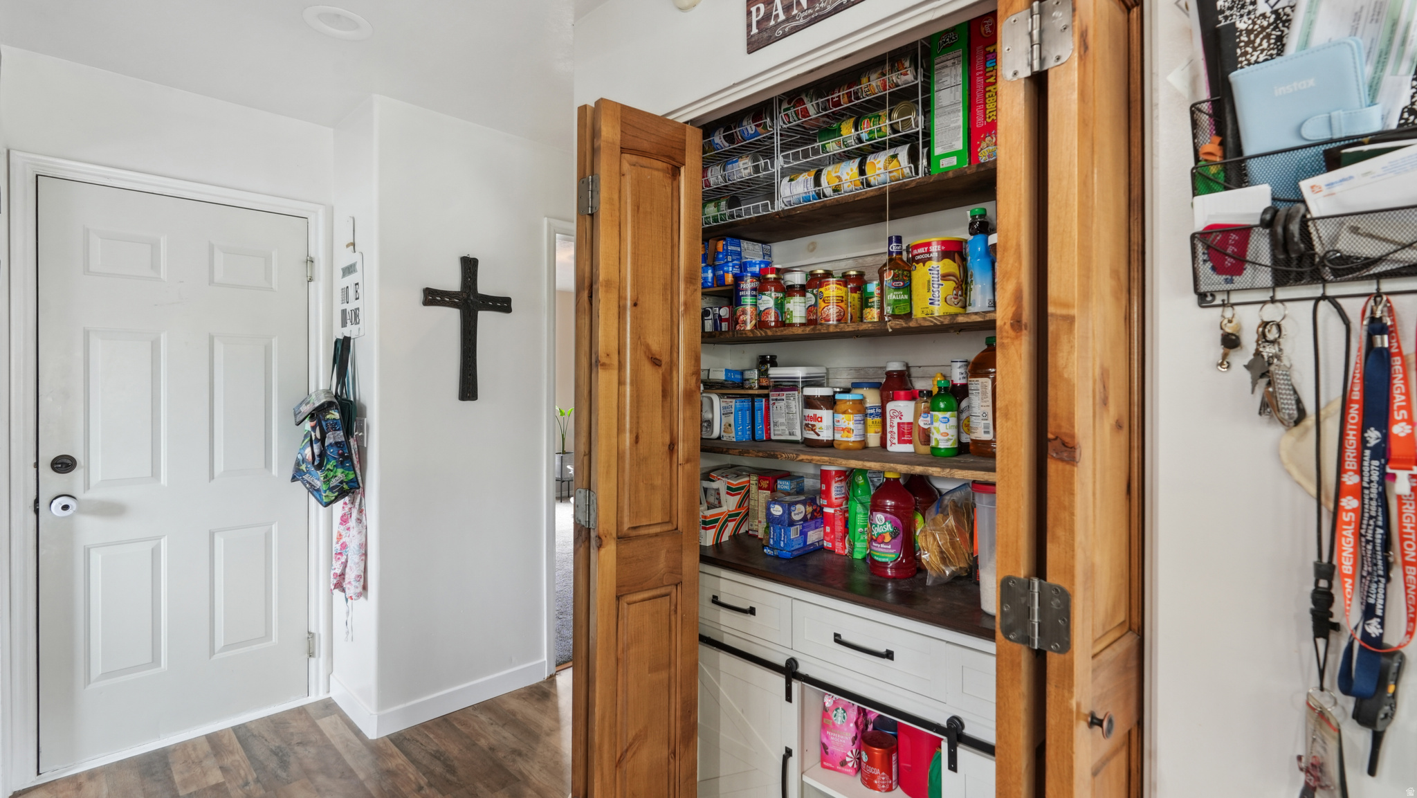 main property photo 14