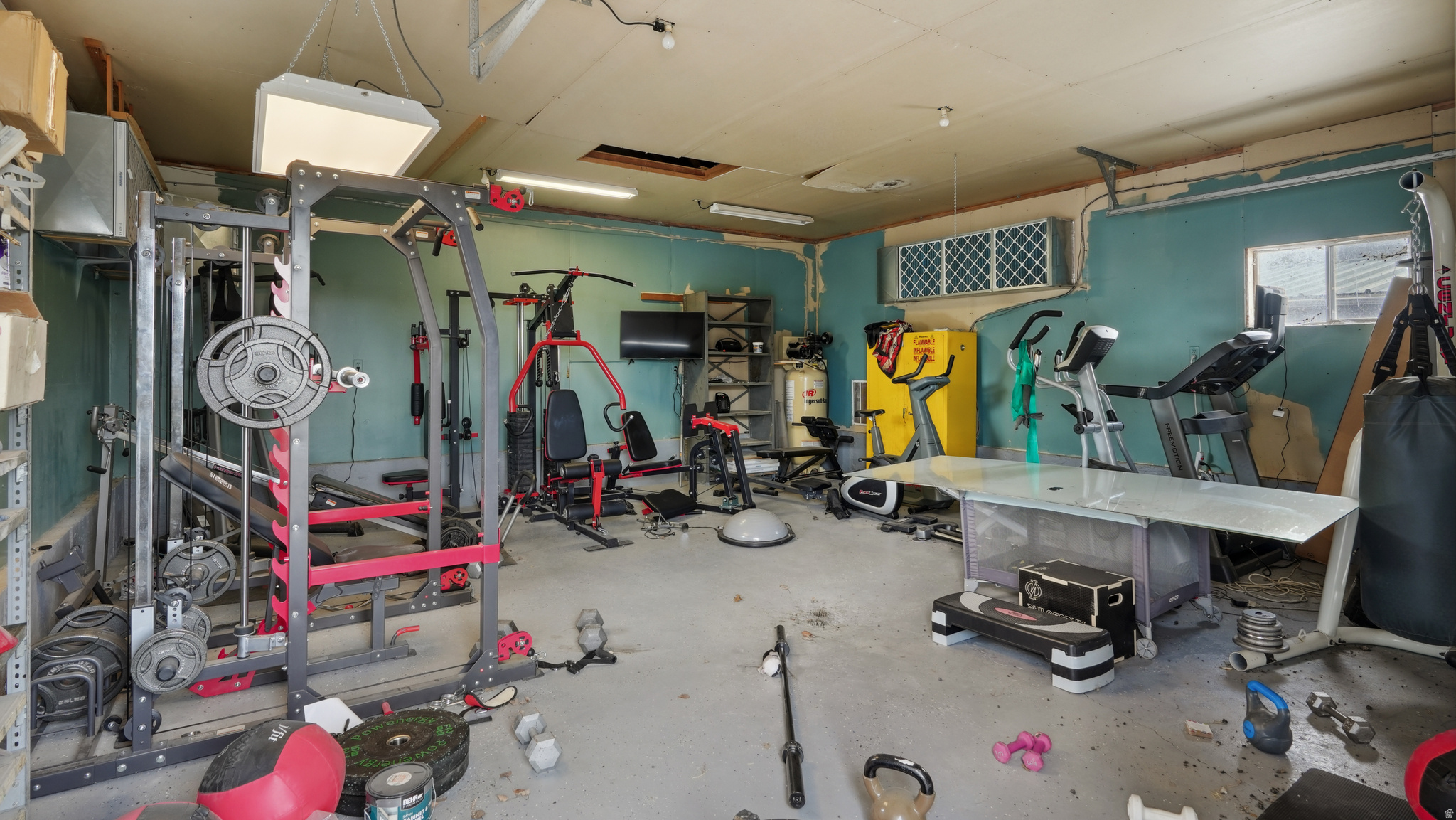 main property photo 41