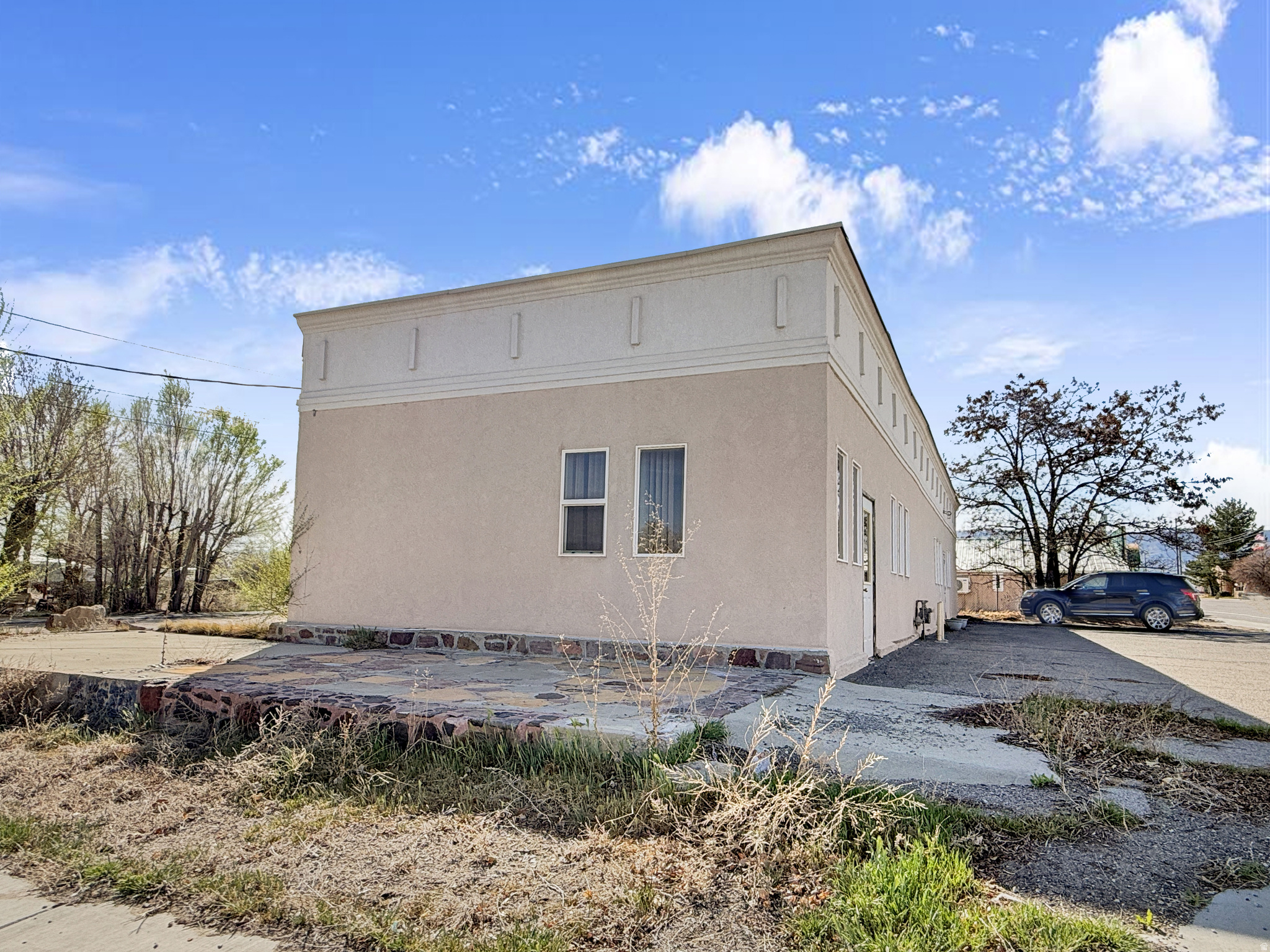 main property photo 22