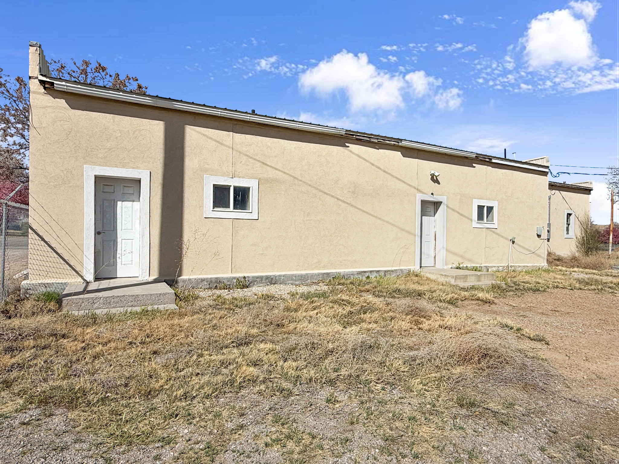 main property photo 23