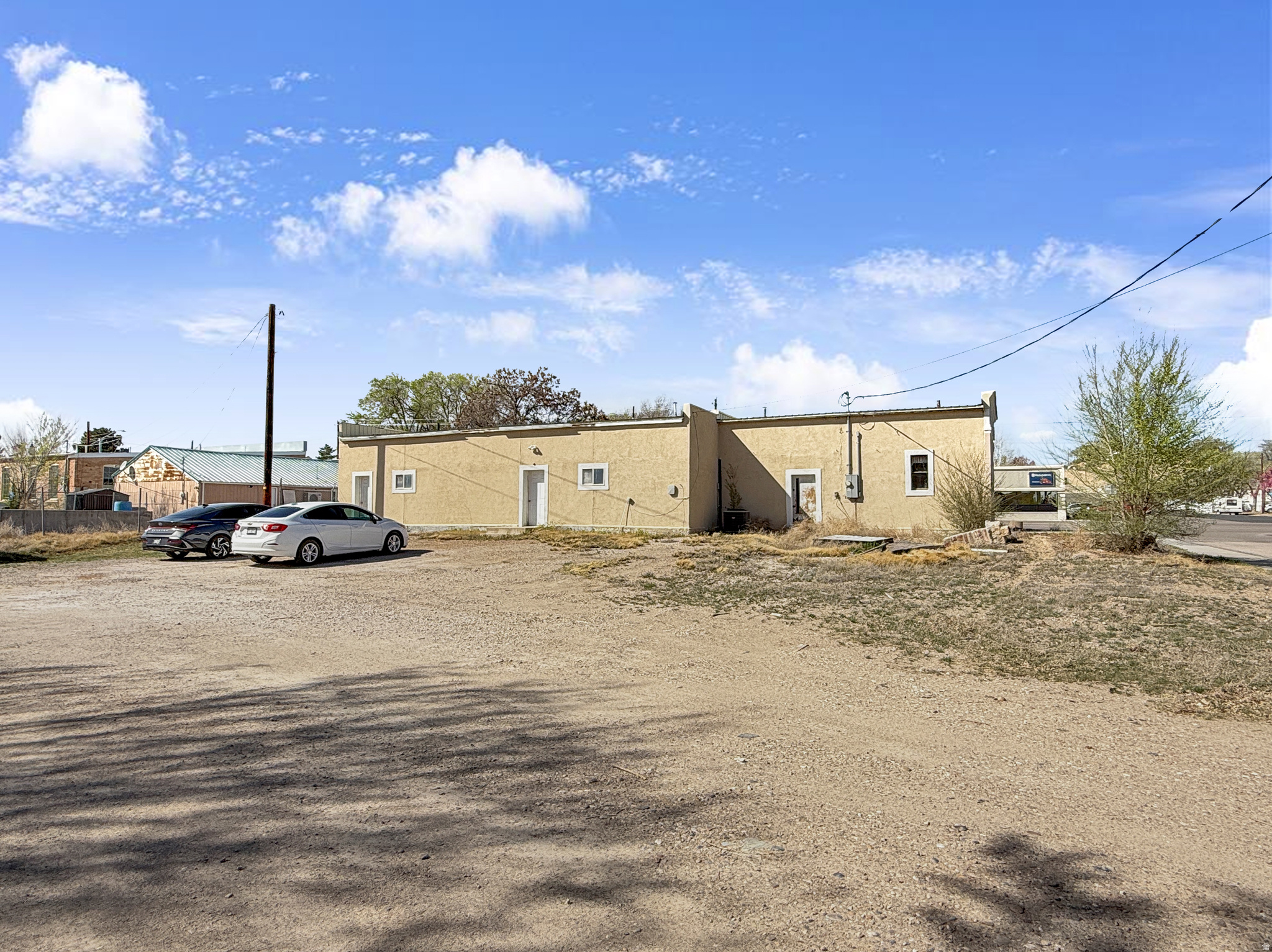 main property photo 24