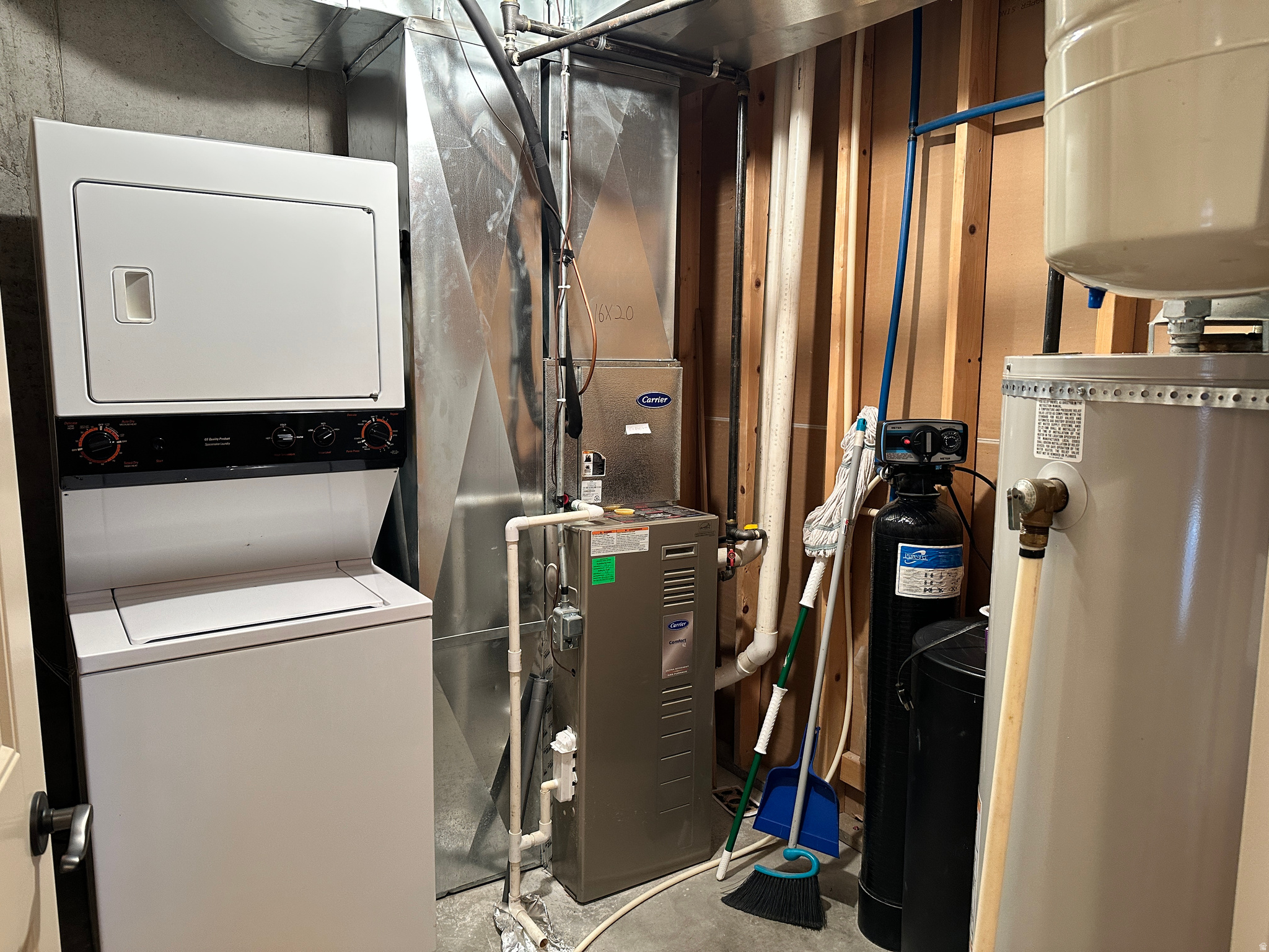 main property photo 68