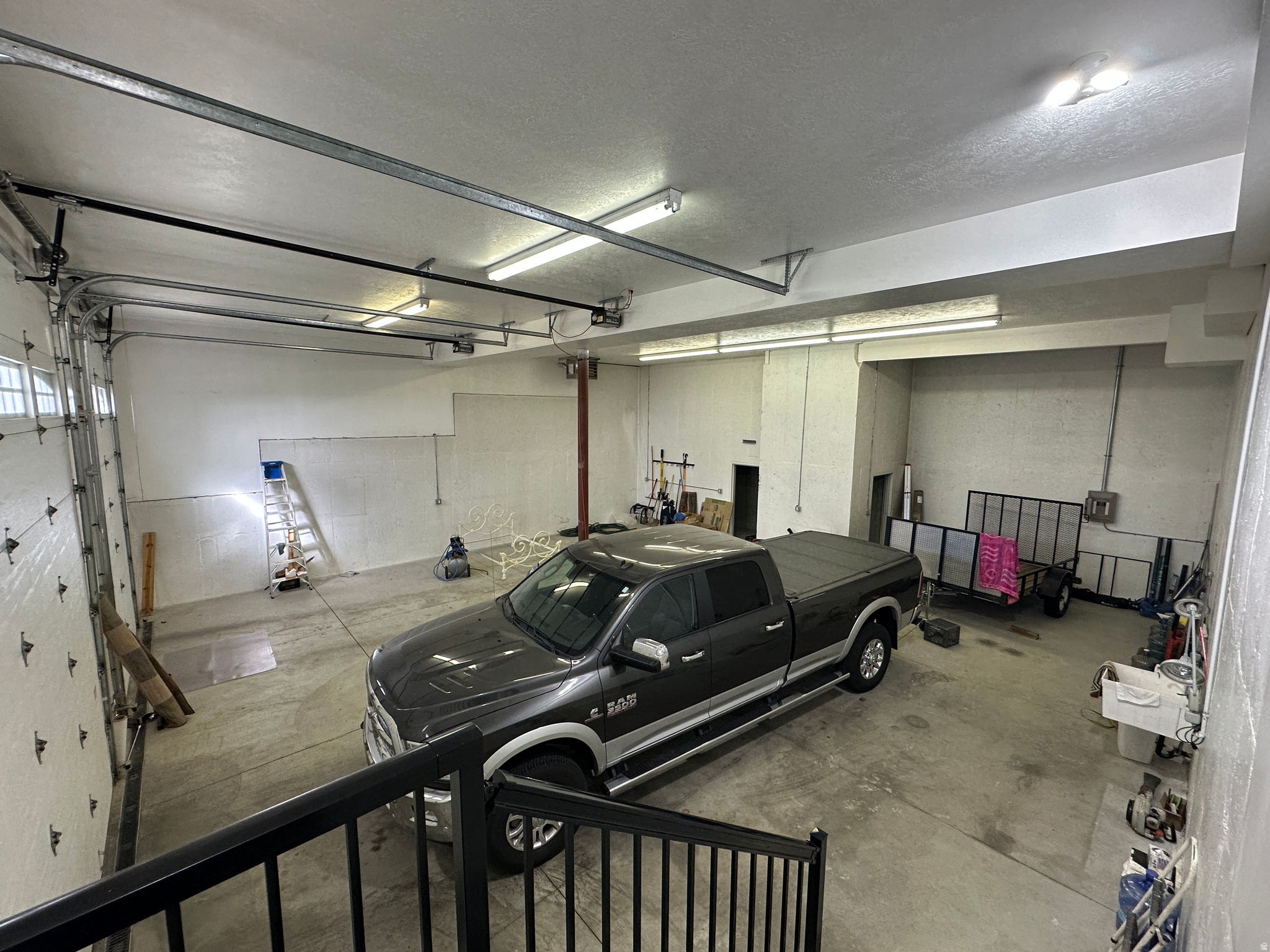 main property photo 74