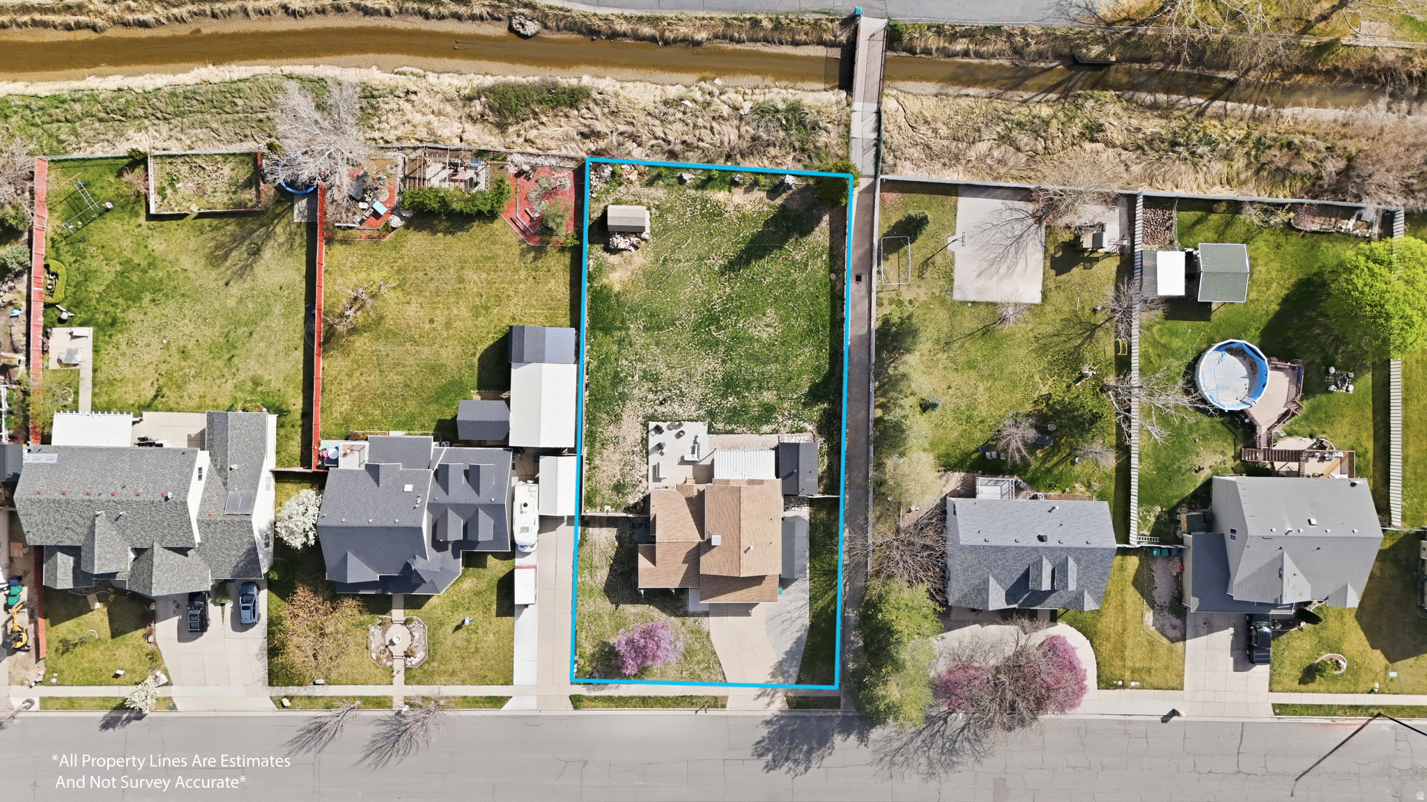main property photo 5