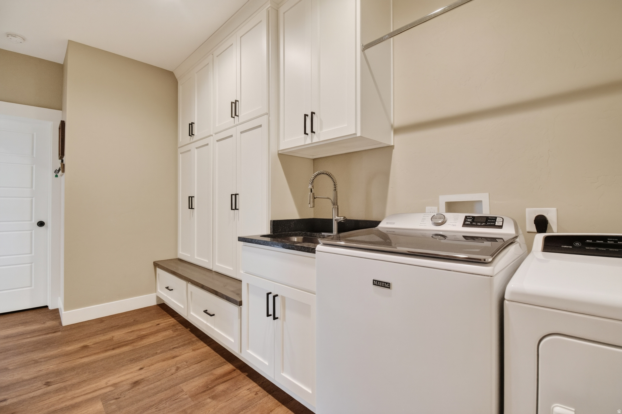 main property photo 15