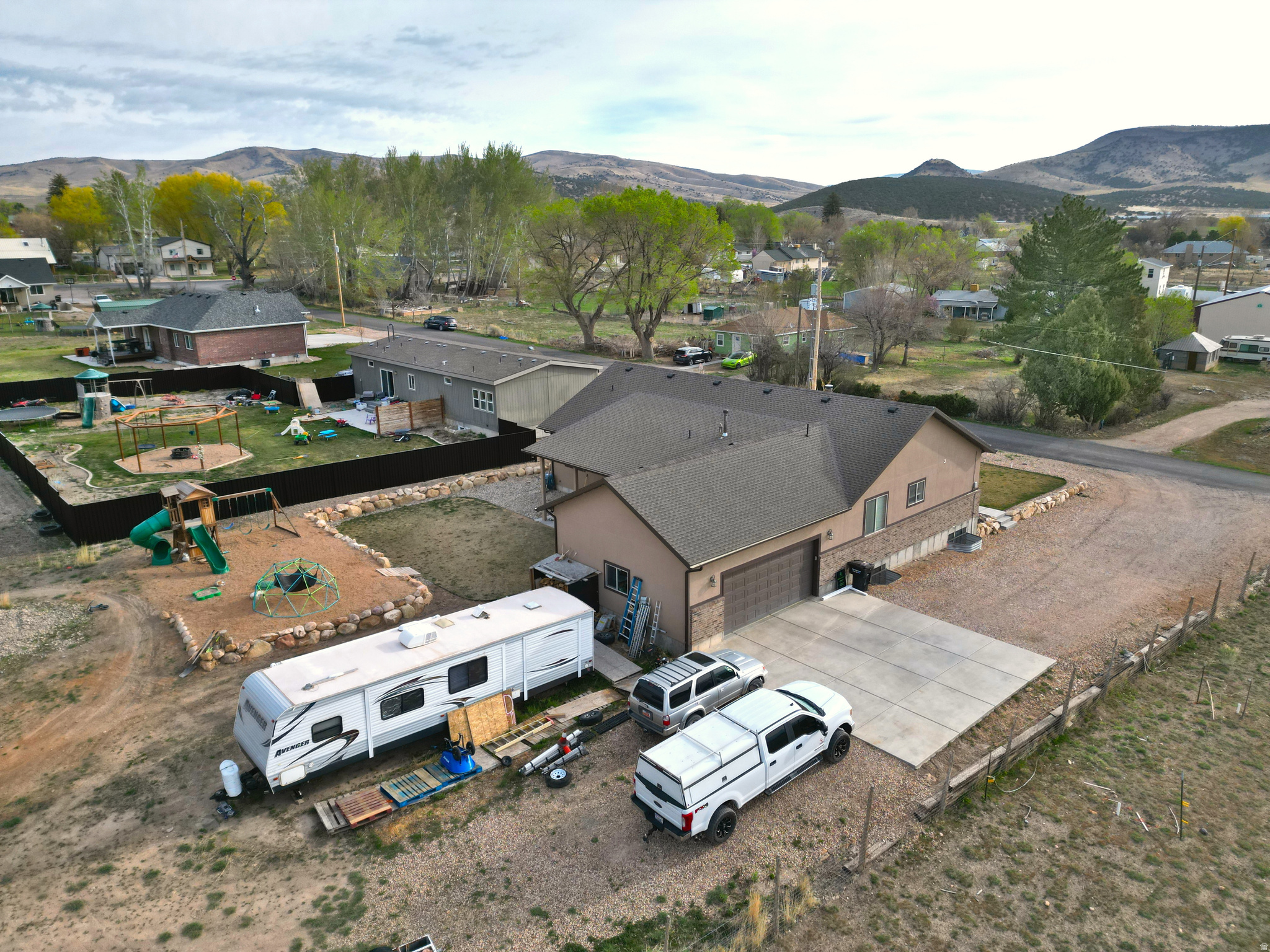 main property photo 65