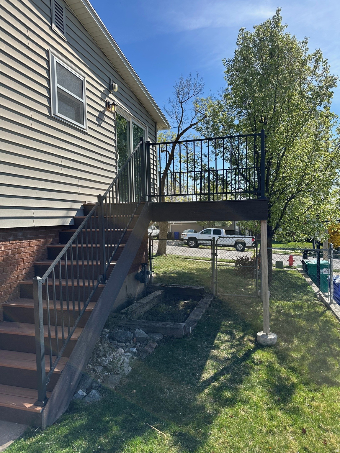 main property photo 25