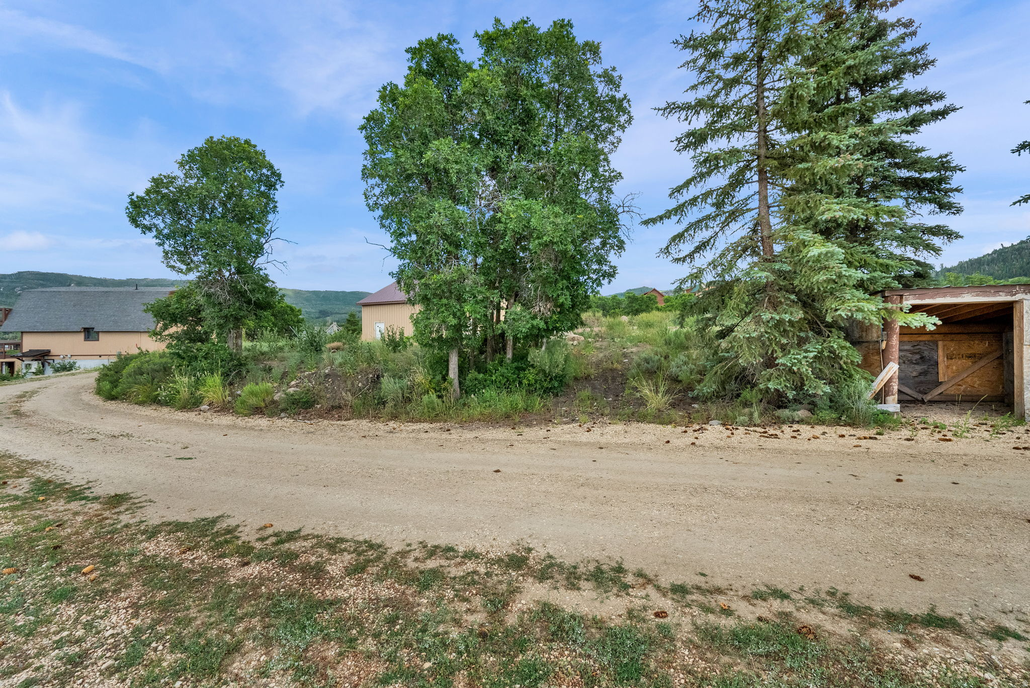 main property photo 50