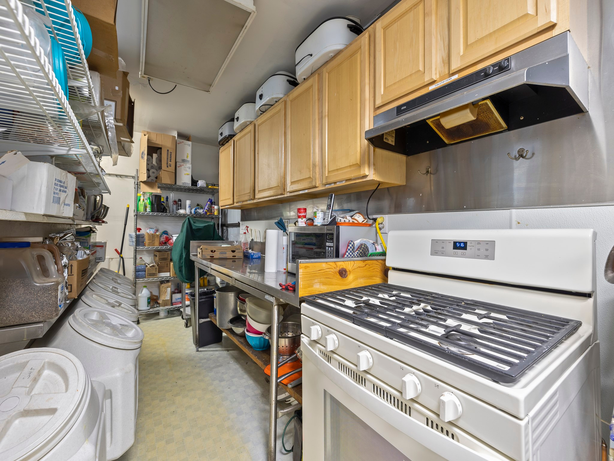 main property photo 20