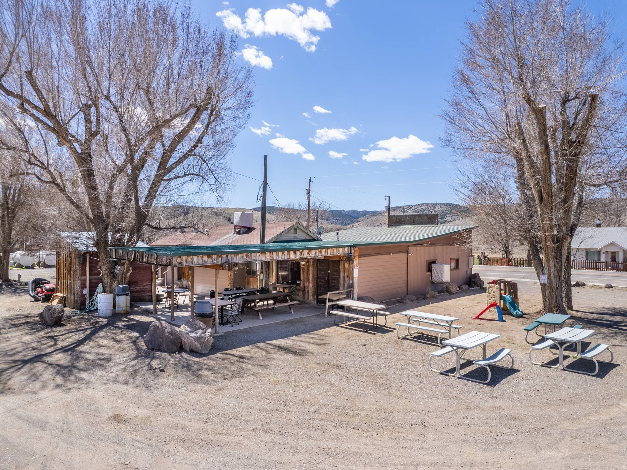 main property photo 35
