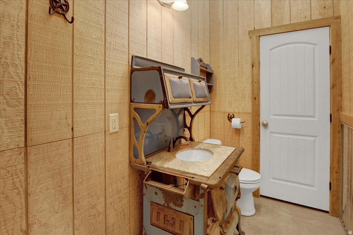 main property photo 49