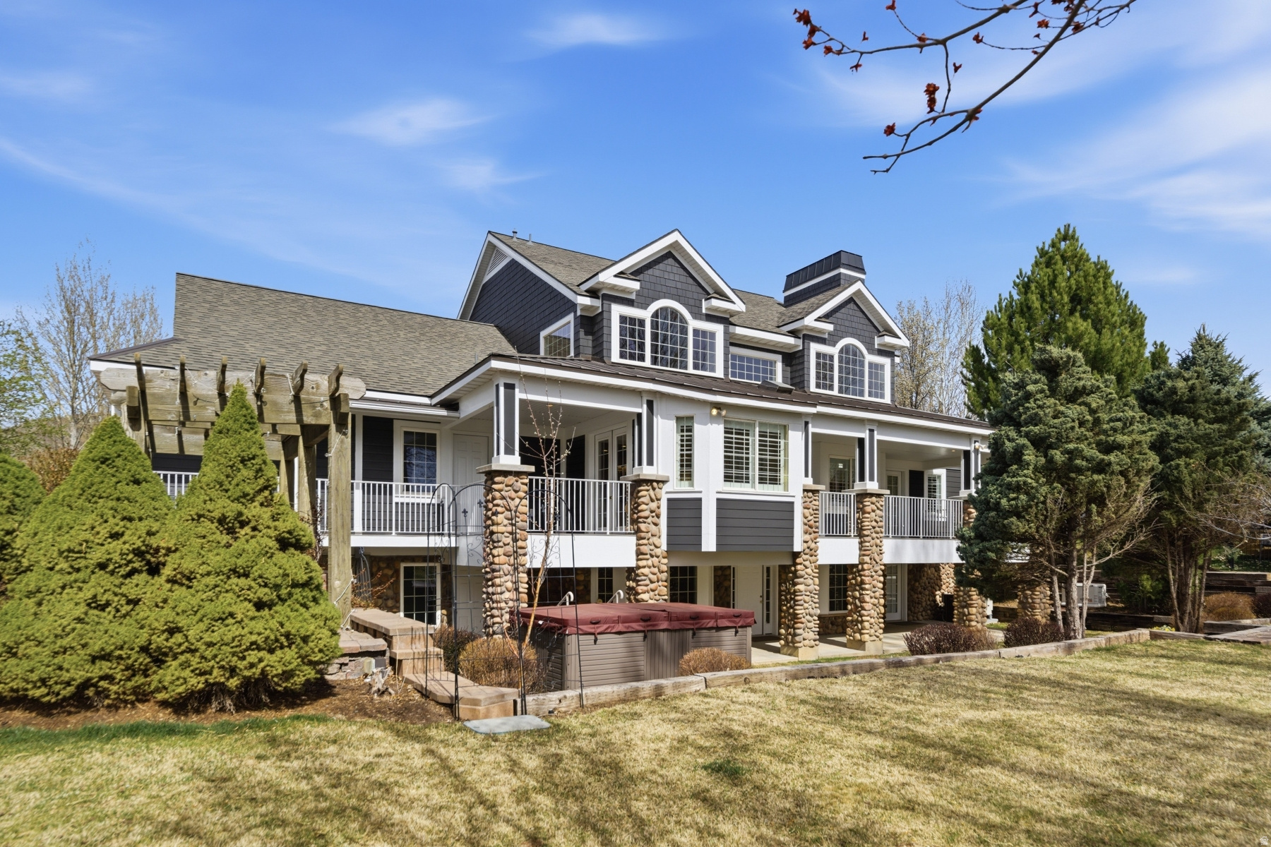 main property photo 120