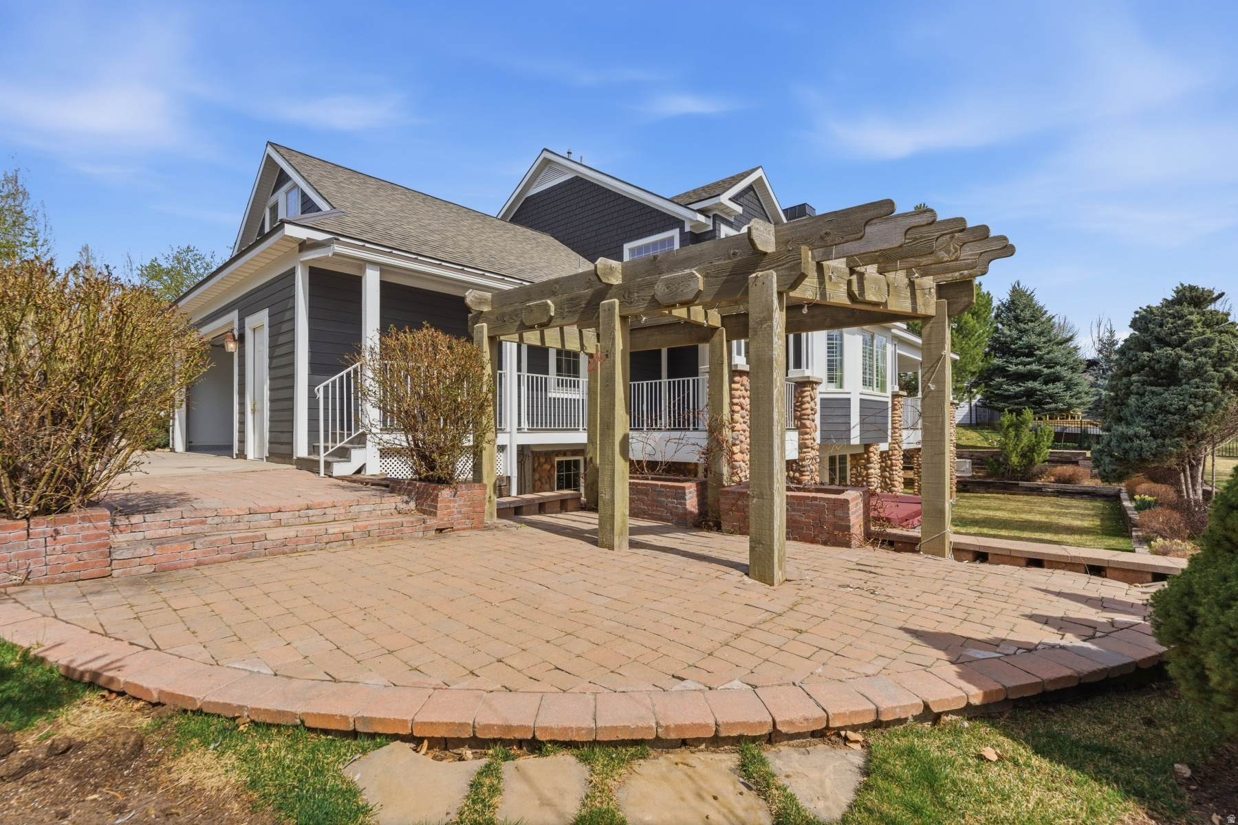 main property photo 126