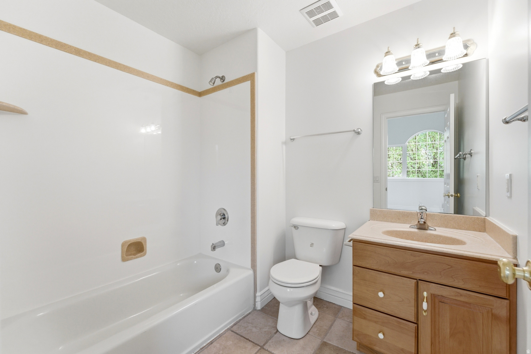 main property photo 74