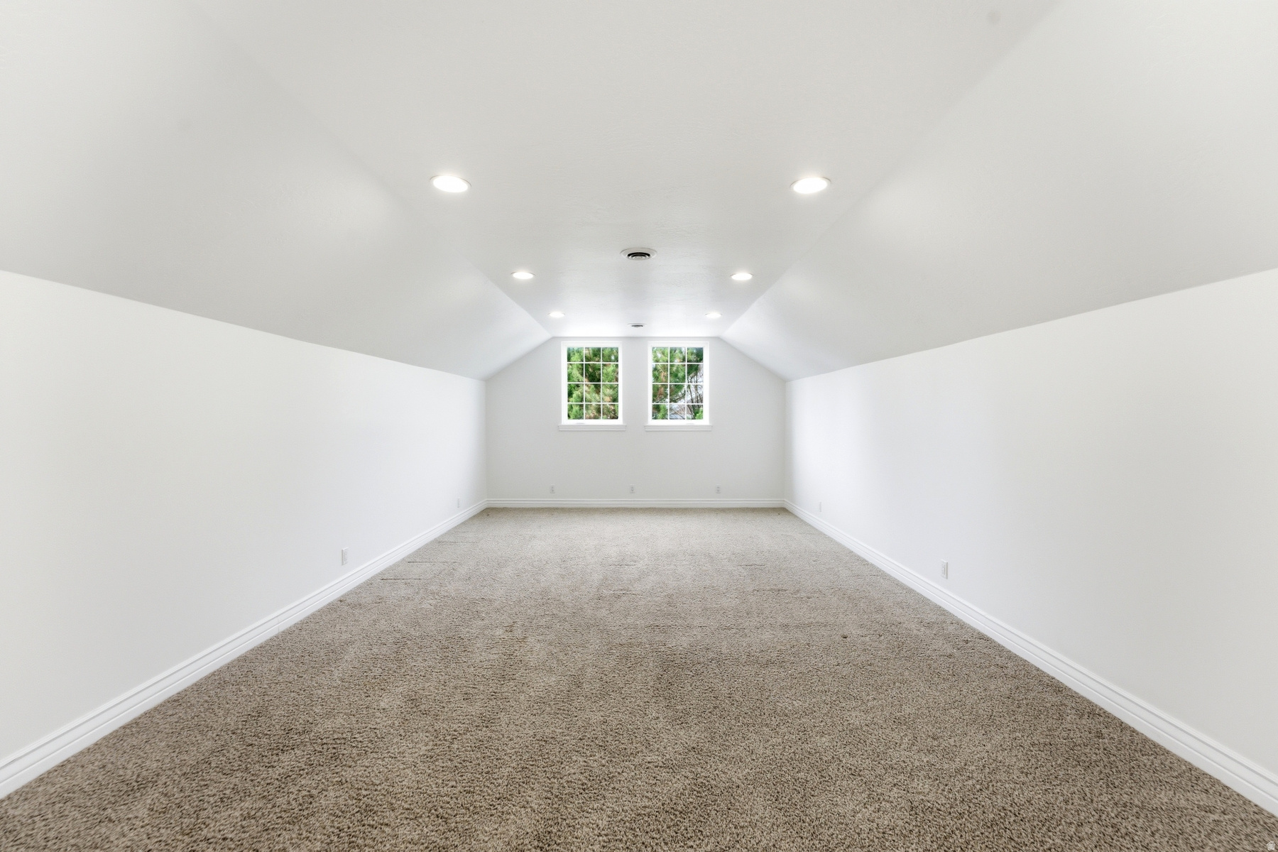 main property photo 75