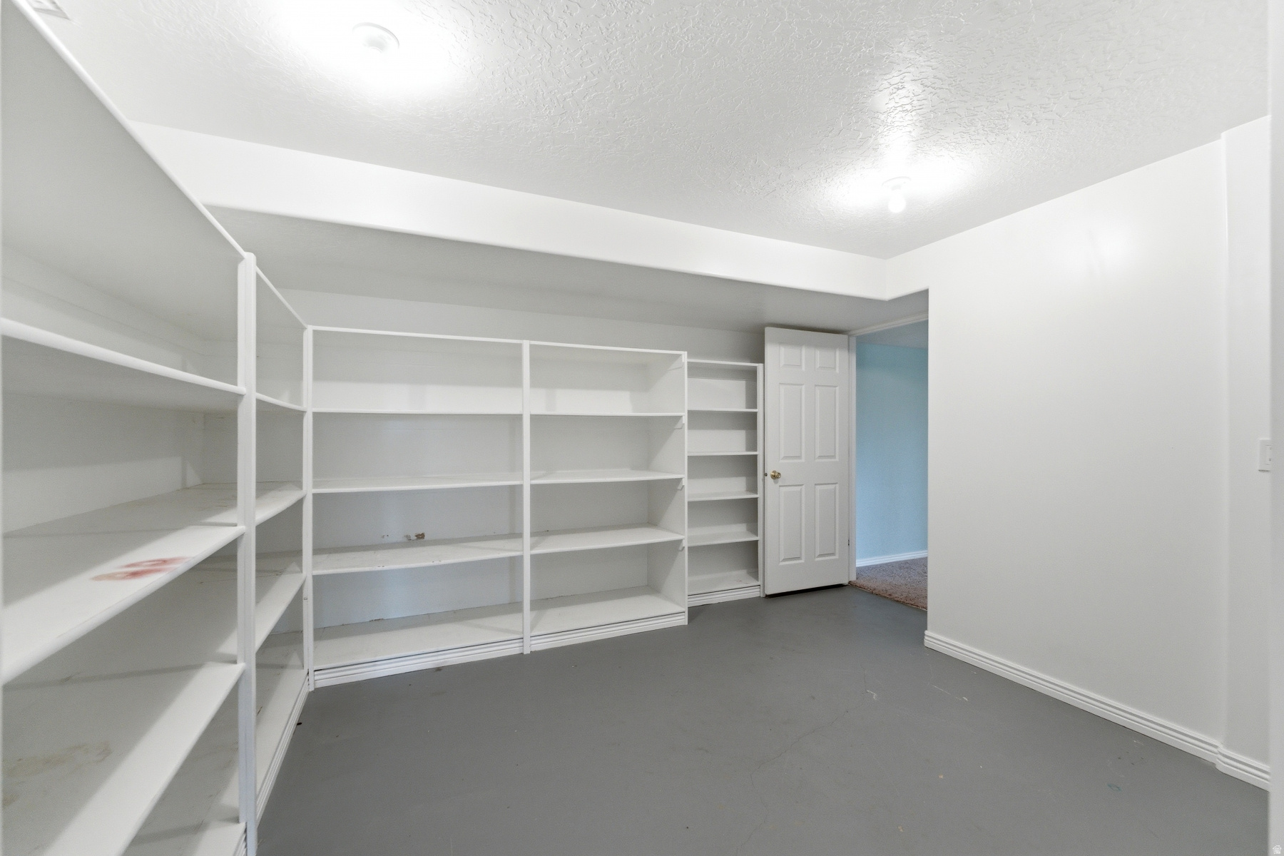 main property photo 99