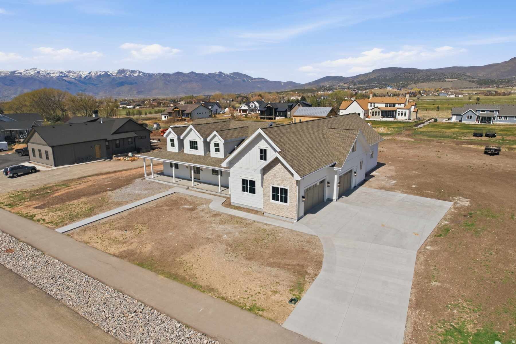 main property photo 75
